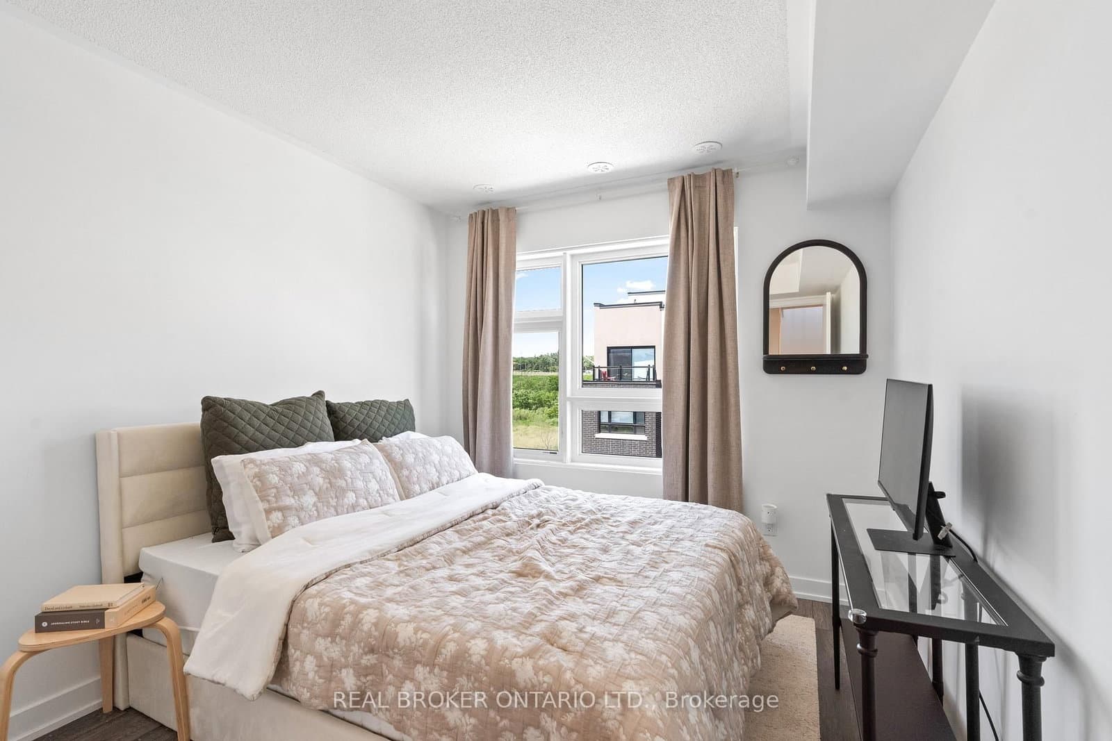 1121 Cooke Boulevard, Unit 1 thumbnail 21