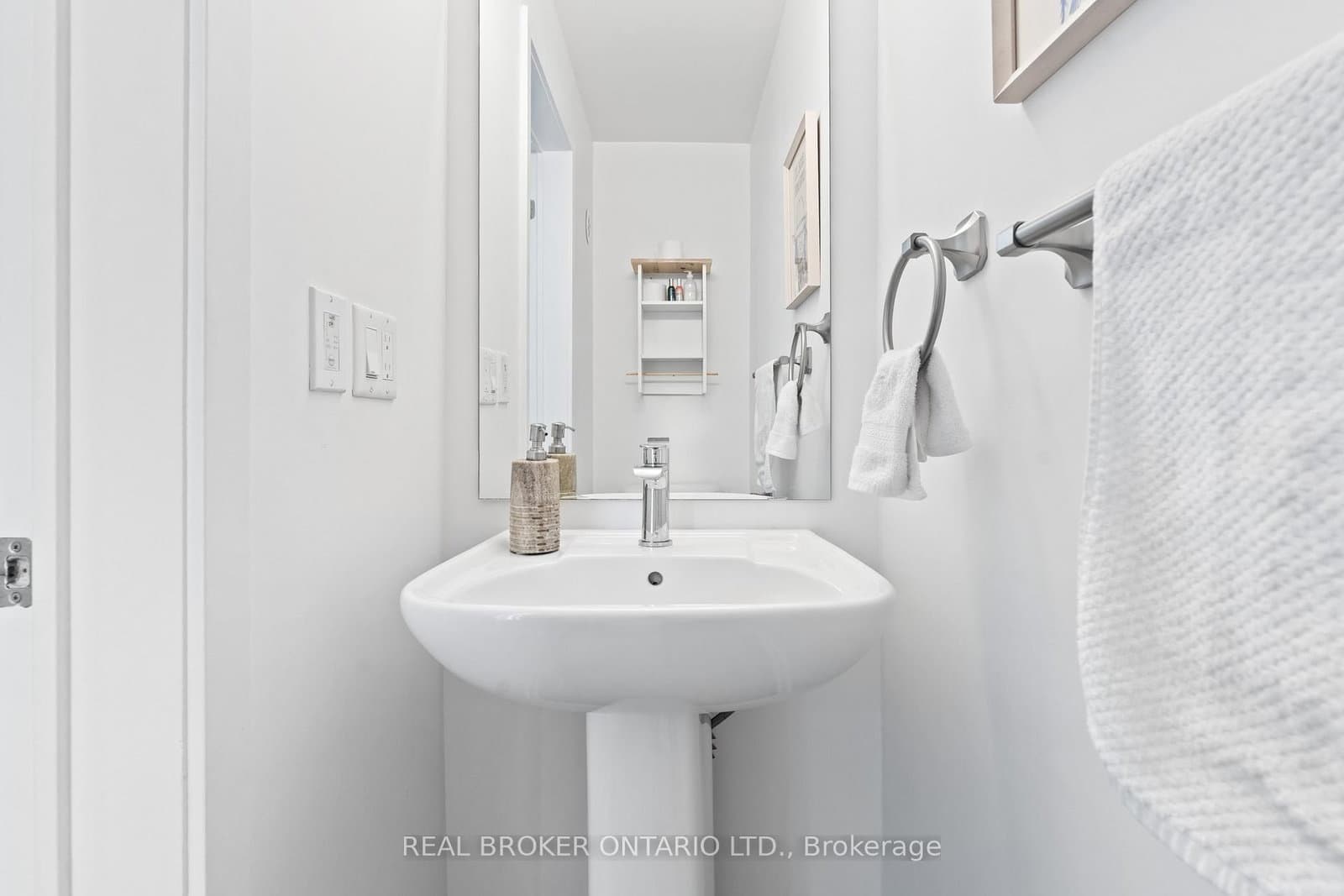 1121 Cooke Boulevard, Unit 1 thumbnail 36