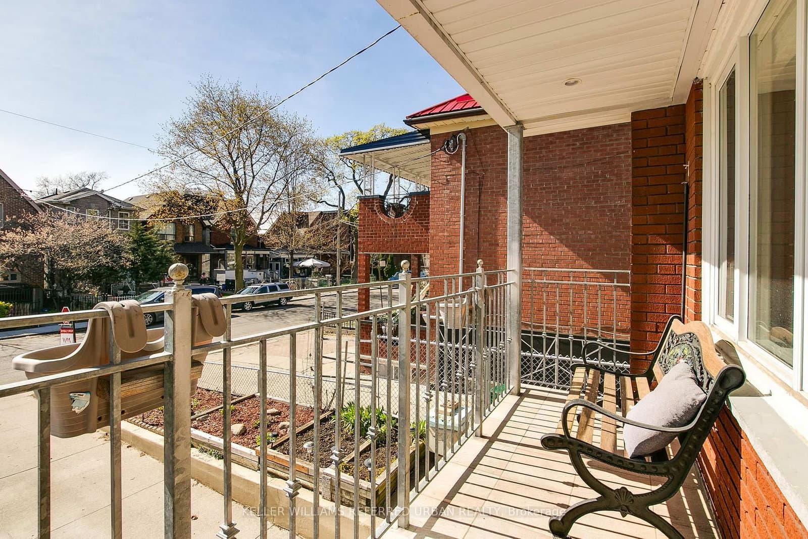 663 Brock Avenue thumbnail 10