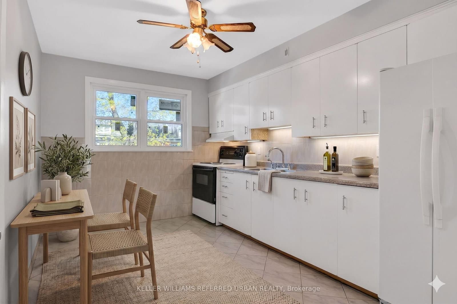 663 Brock Avenue thumbnail 18