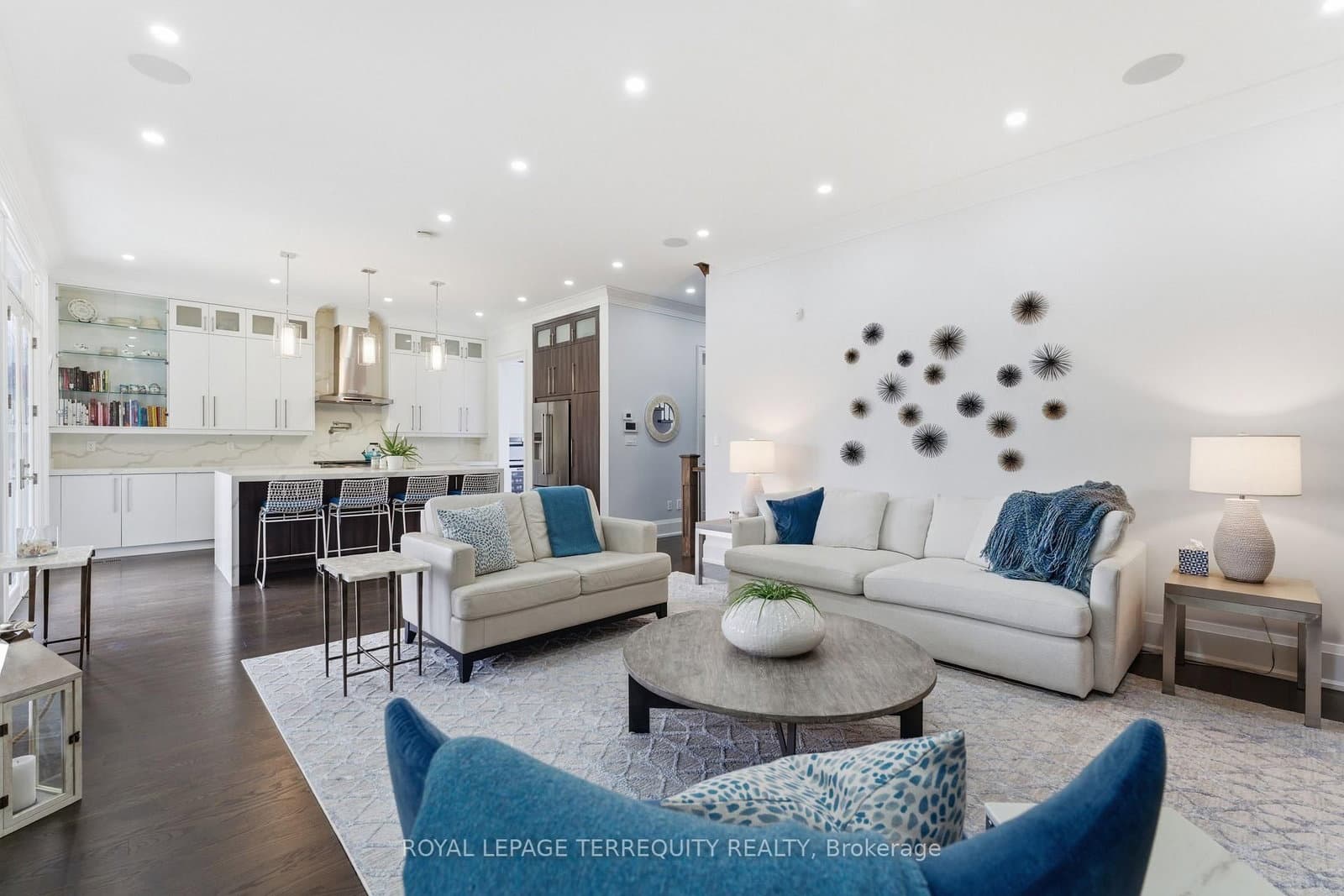 130 Edgecroft Road thumbnail 19