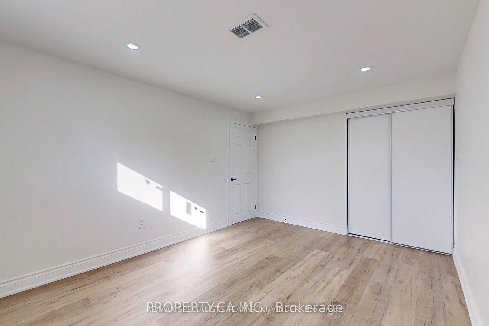 80 Cynthia Road, Unit Lower thumbnail 12