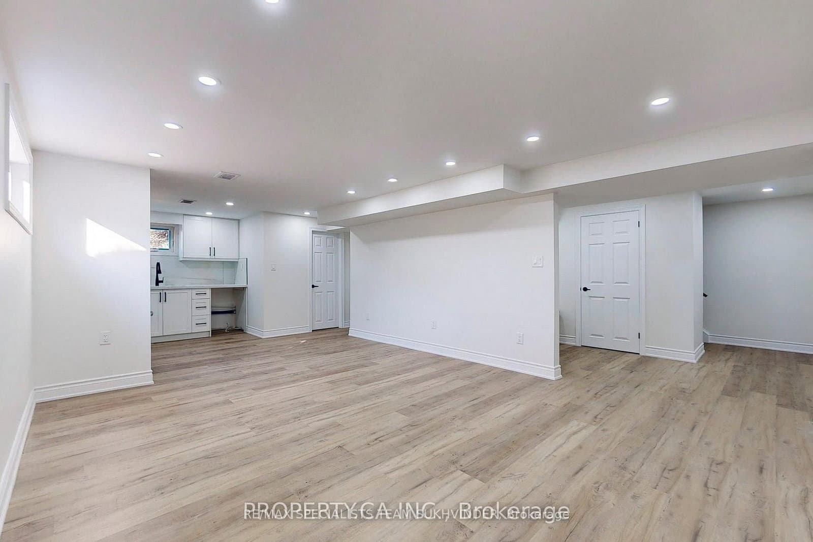 80 Cynthia Road, Unit Lower thumbnail 2