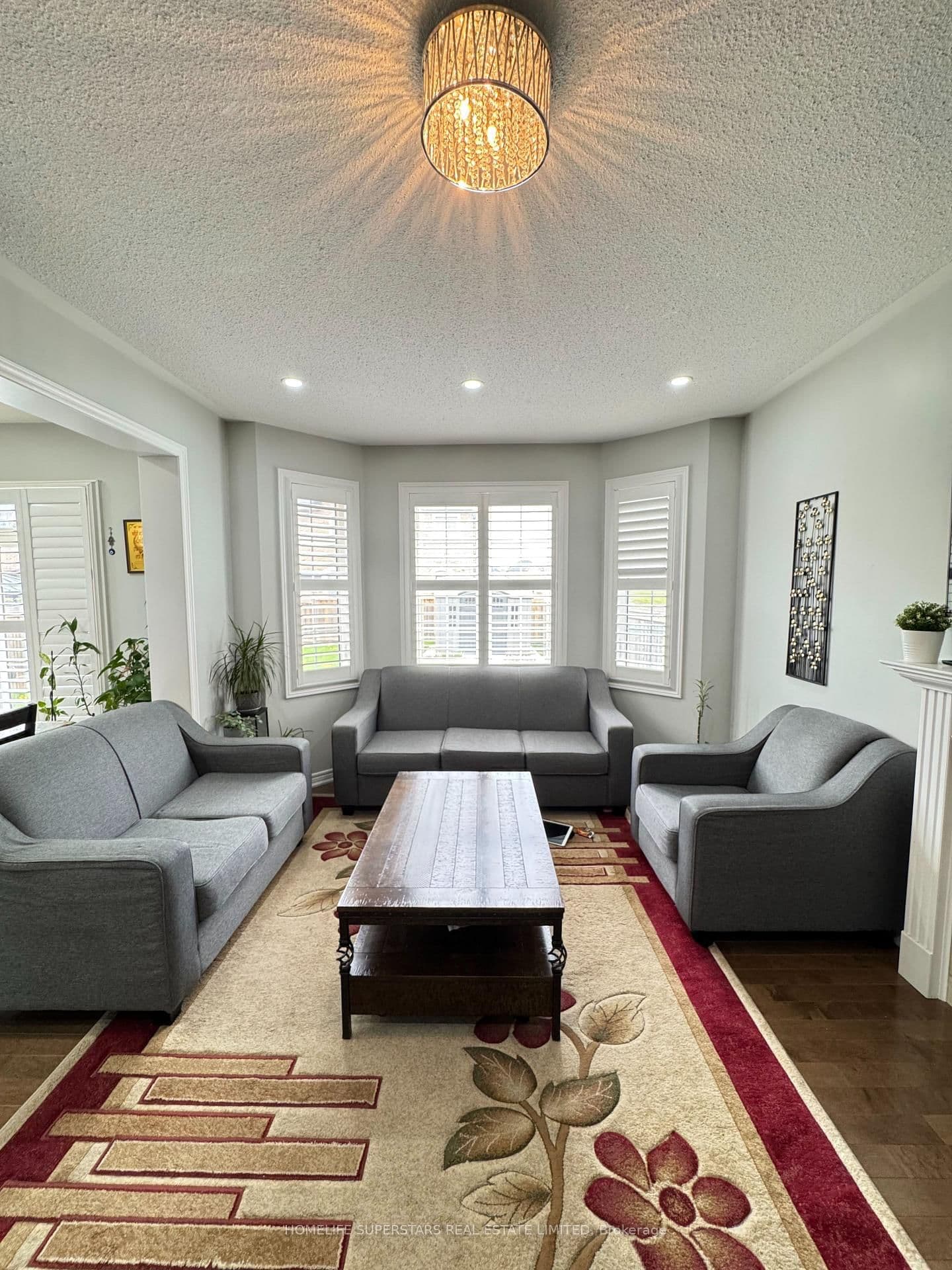 126 Martin Byrne Drive thumbnail 18