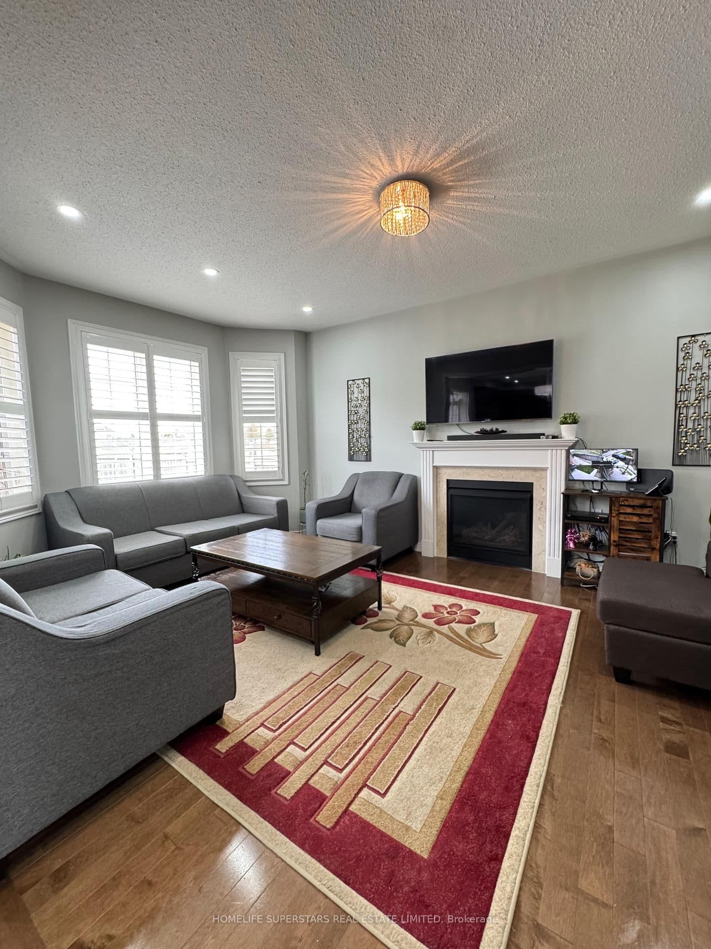 126 Martin Byrne Drive thumbnail 19