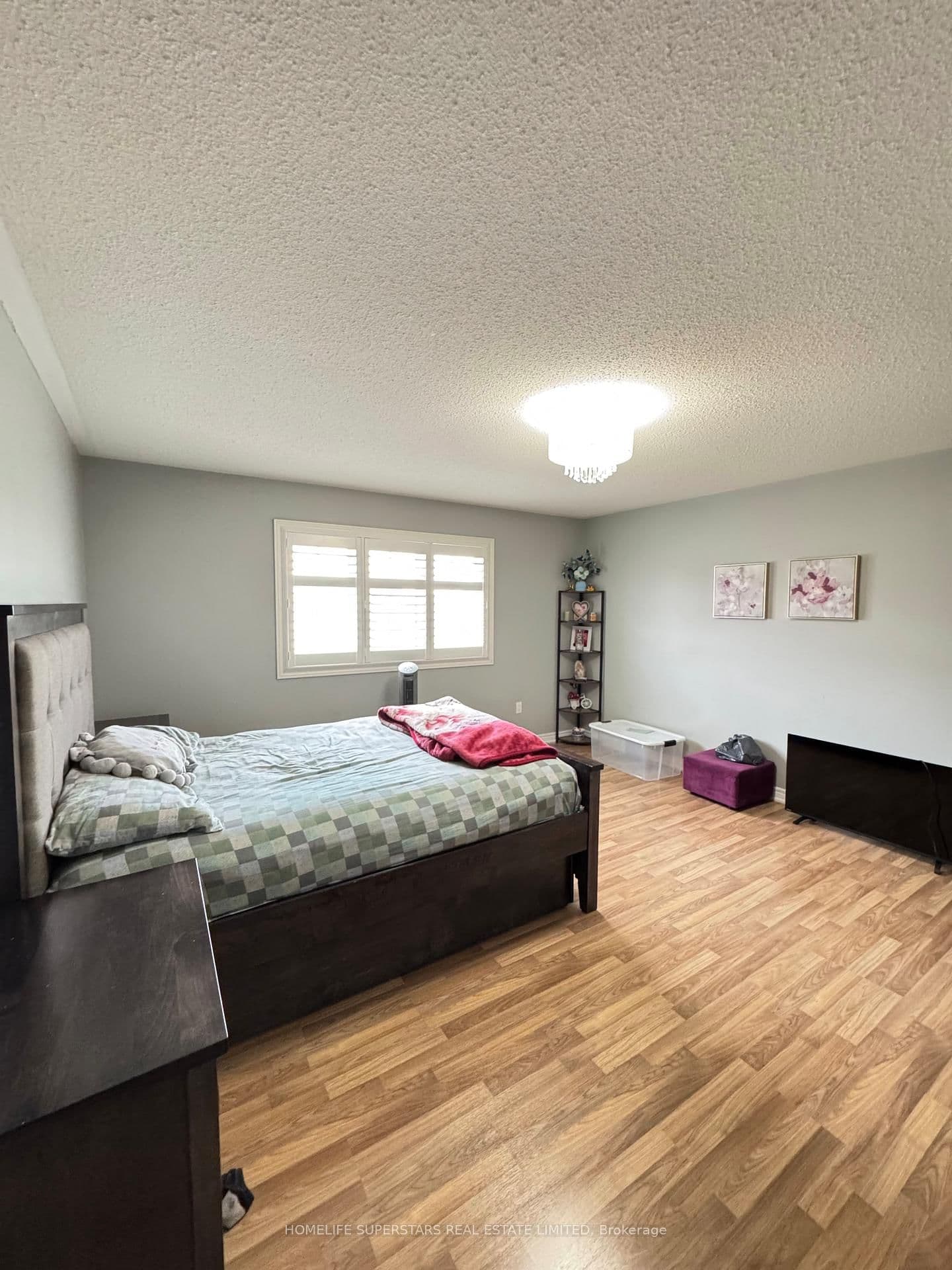 126 Martin Byrne Drive thumbnail 26