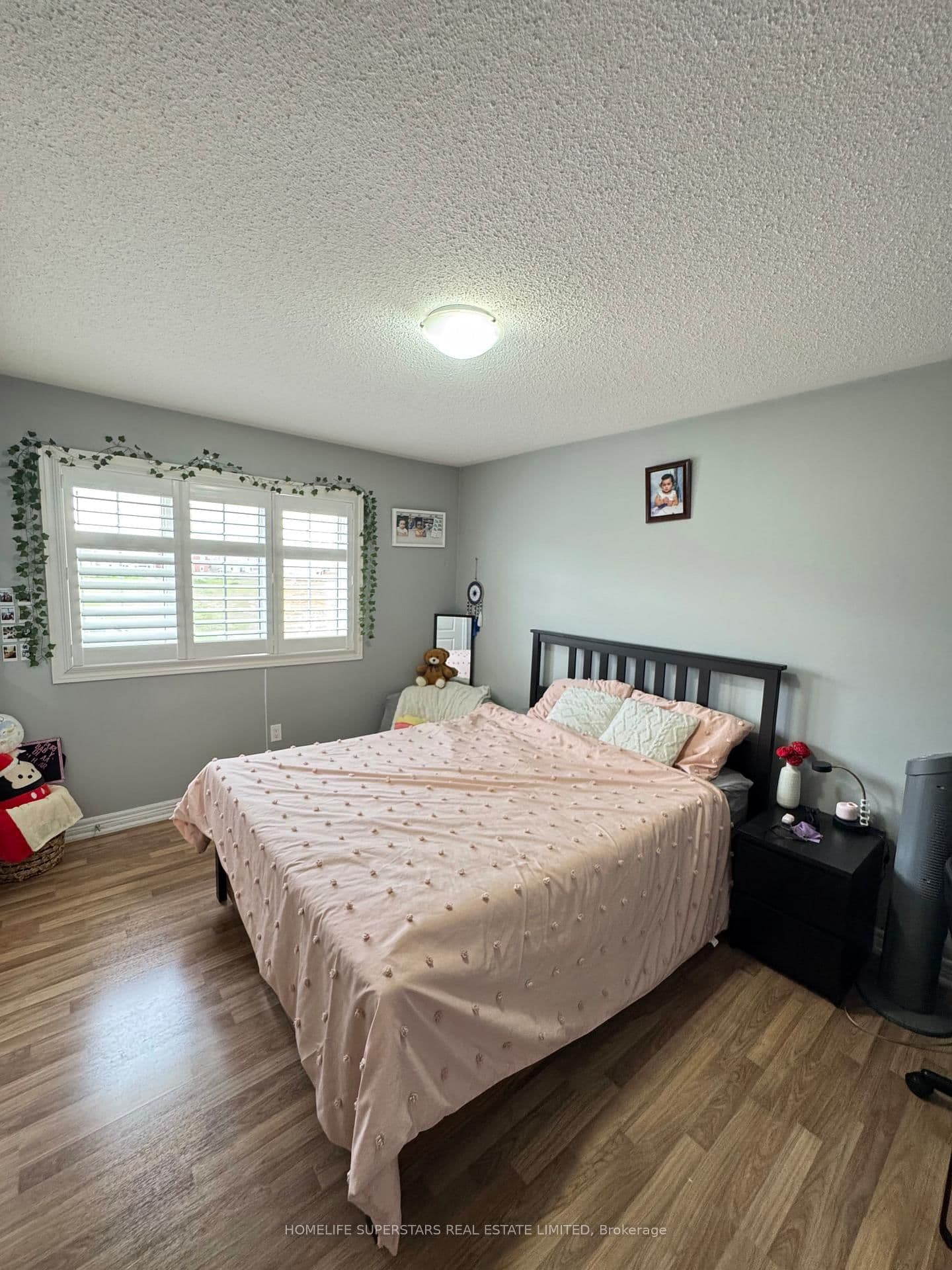 126 Martin Byrne Drive thumbnail 30