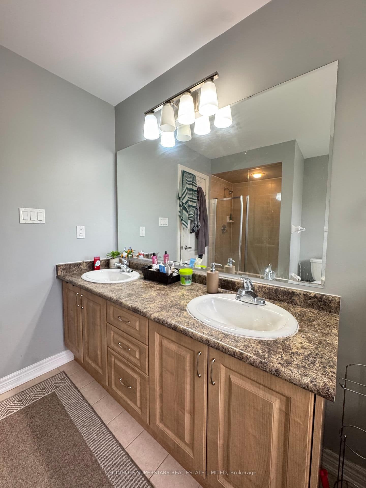 126 Martin Byrne Drive thumbnail 35