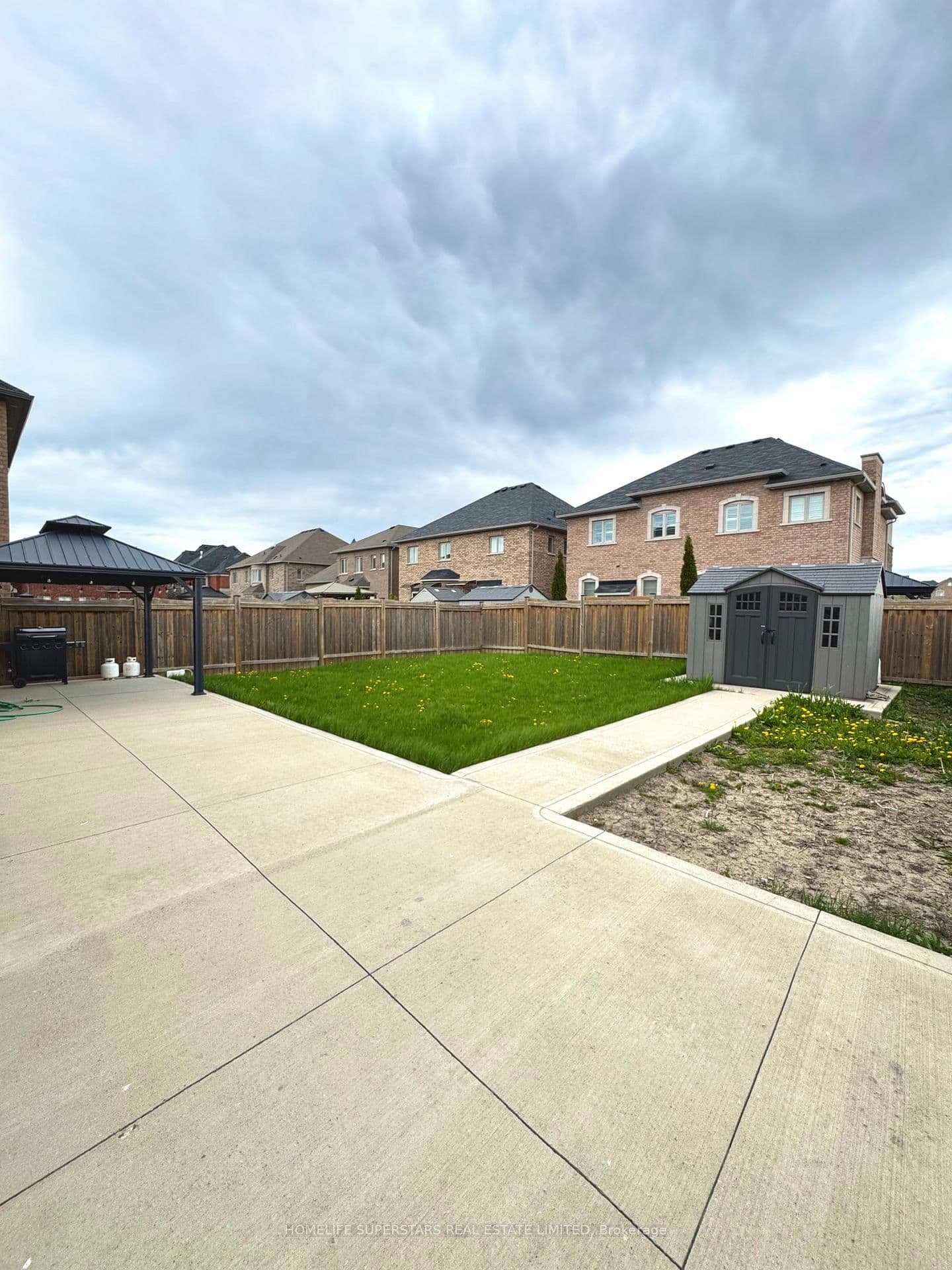 126 Martin Byrne Drive thumbnail 5
