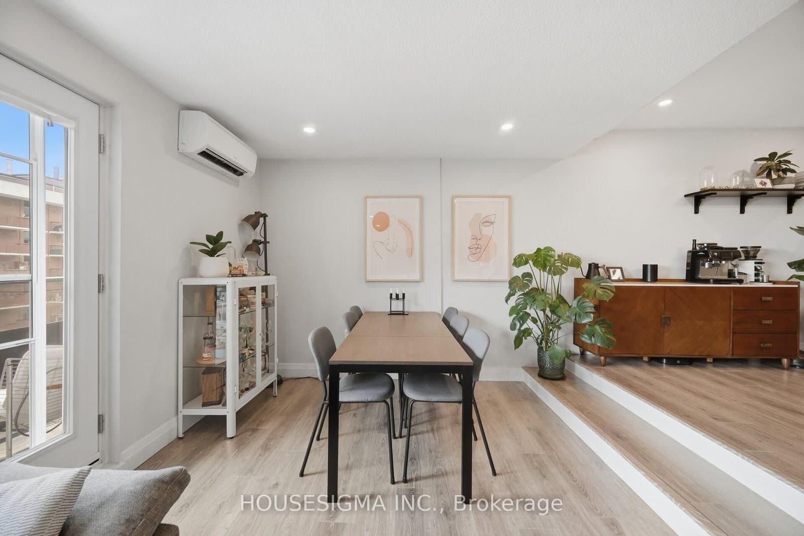 15 Elizabeth Street N, Unit 801 thumbnail 20