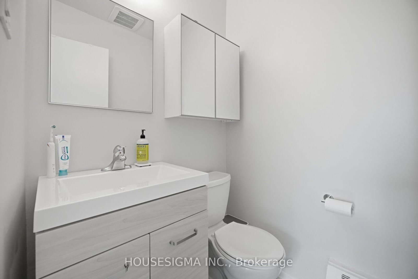15 Elizabeth Street N, Unit 801 thumbnail 25