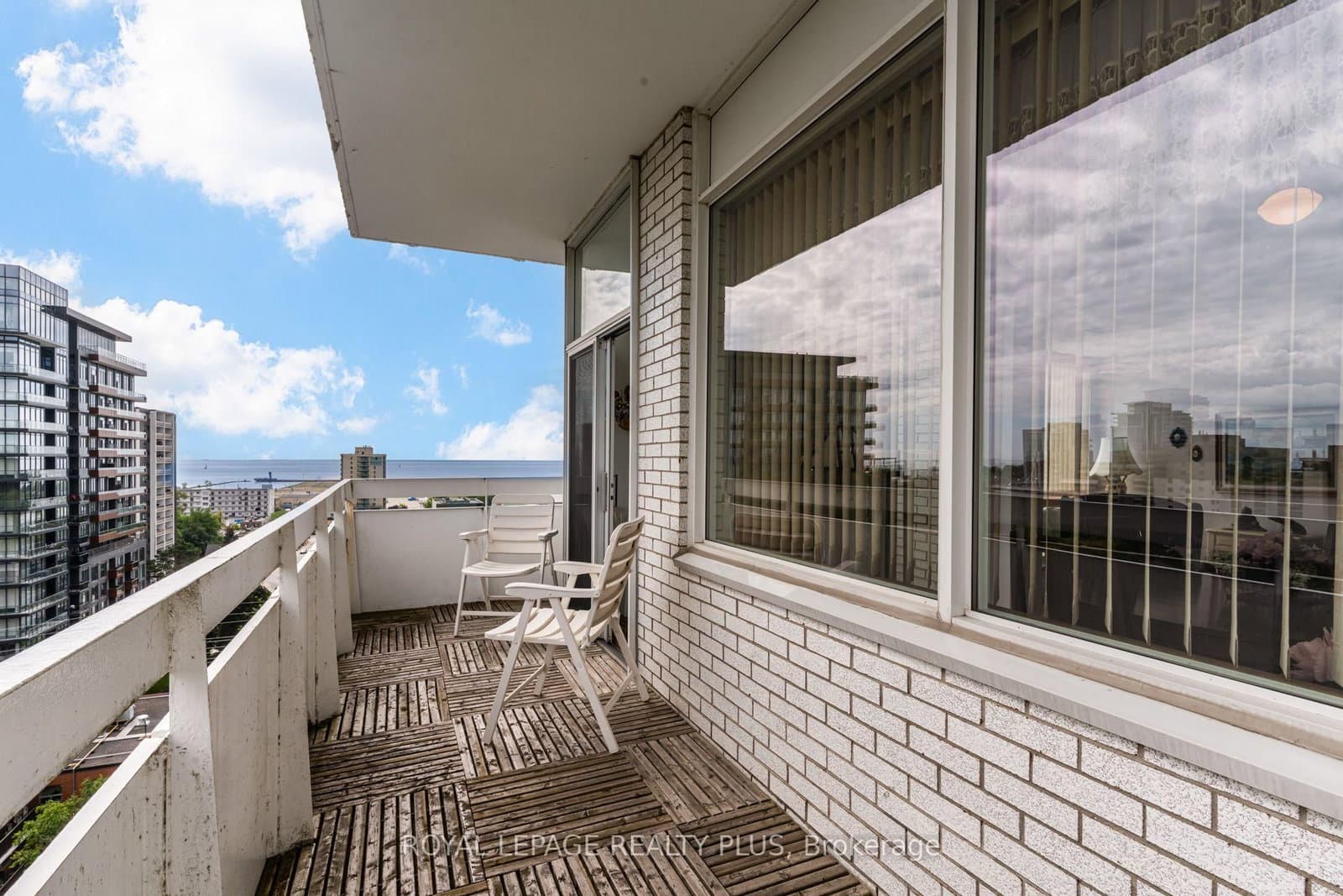 39 Stavebank Road N, Unit PH 4 thumbnail 24