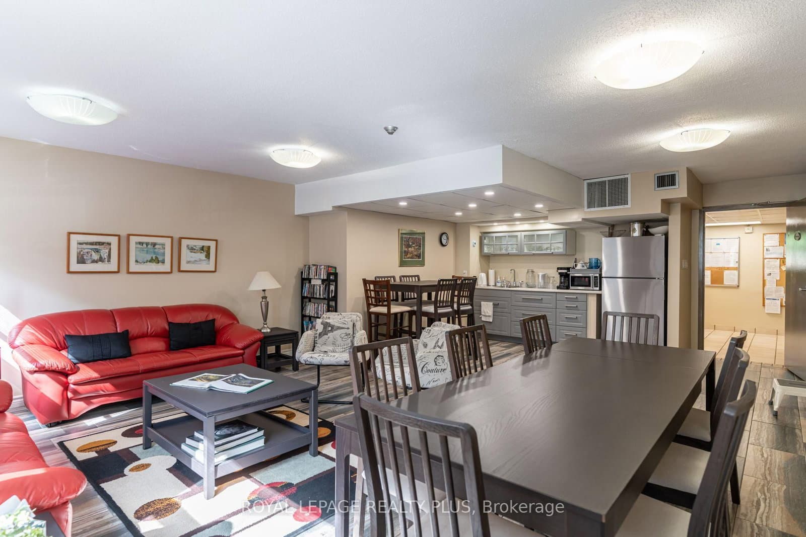 39 Stavebank Road N, Unit PH 4 thumbnail 30