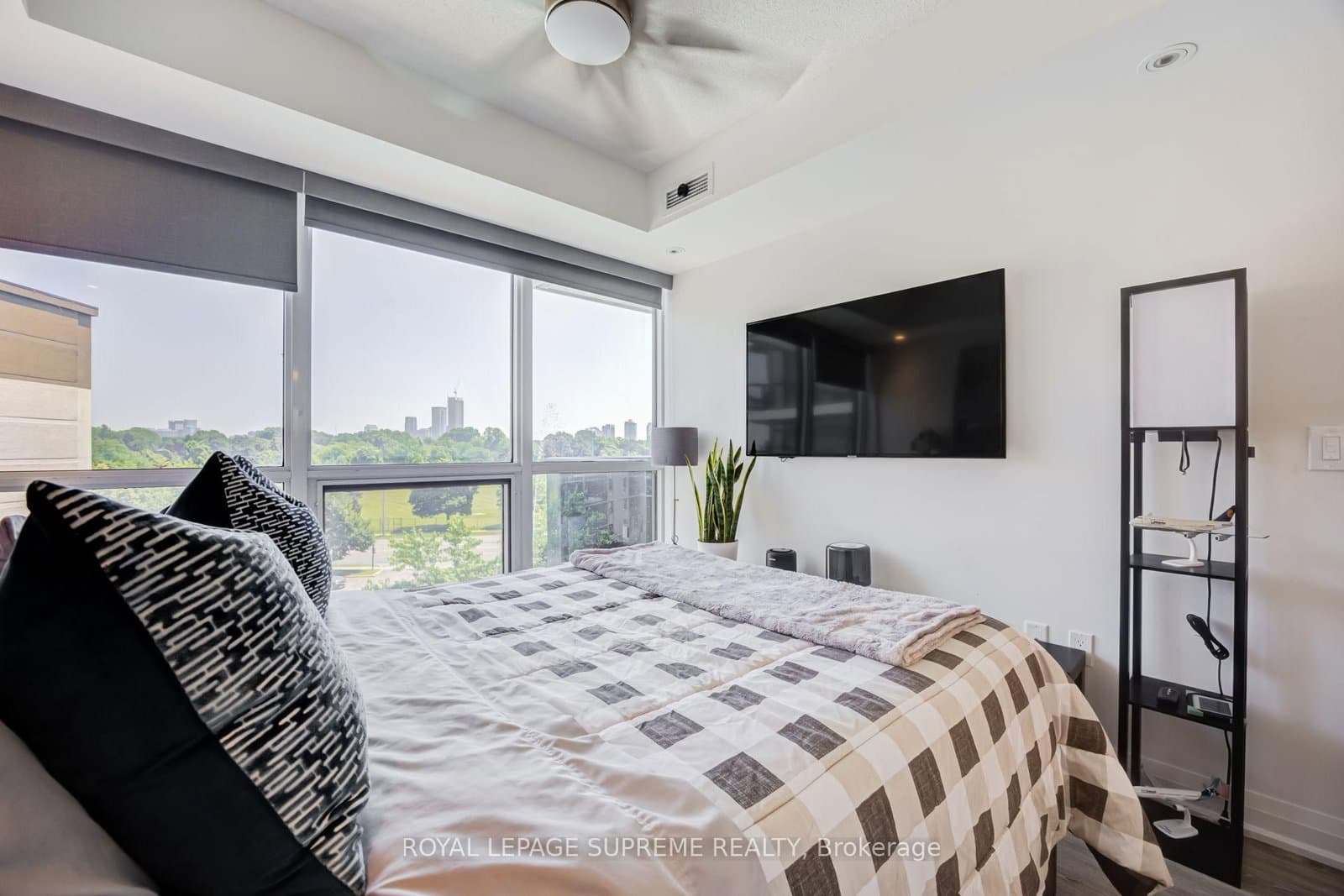 10 Gibbs Road, Unit 414 thumbnail 26