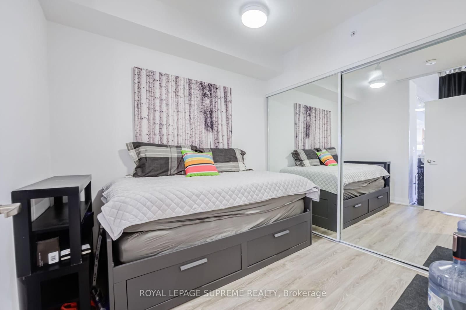 10 Gibbs Road, Unit 414 thumbnail 9