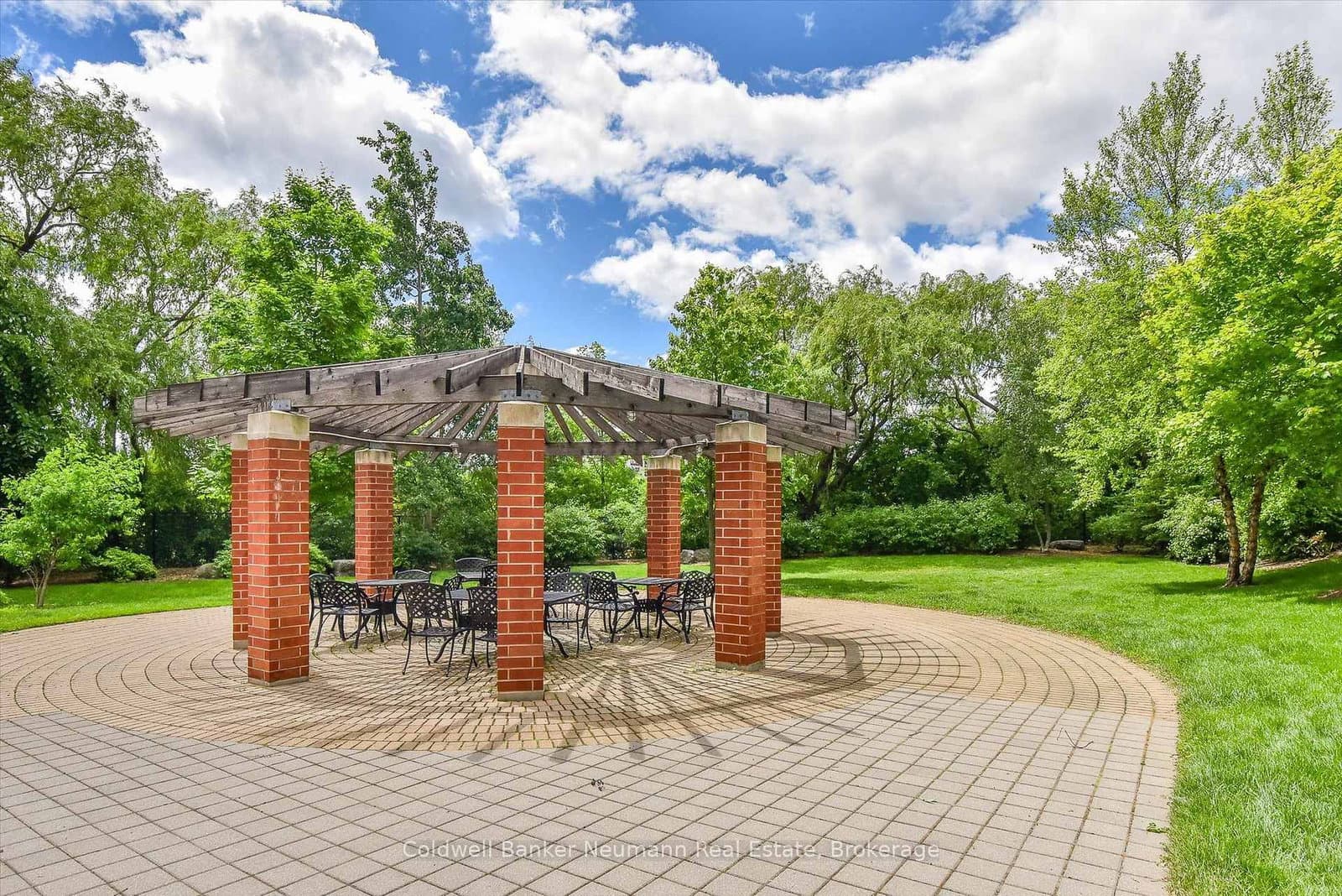 40 Old Mill Road, Unit 804 thumbnail 27
