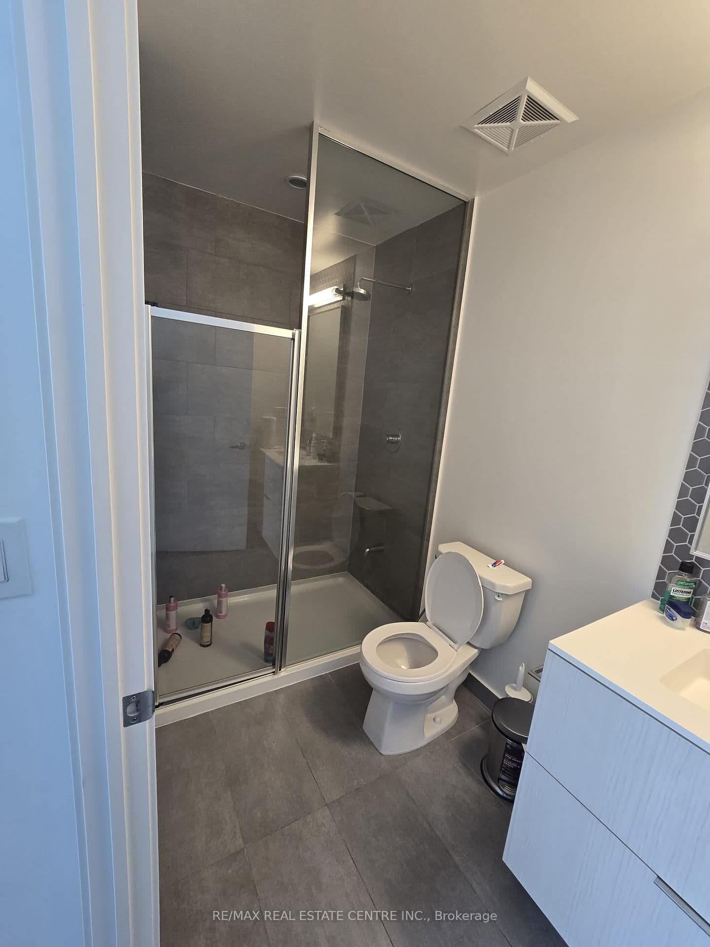 2520 Eglinton Avenue W, Unit 403 thumbnail 14