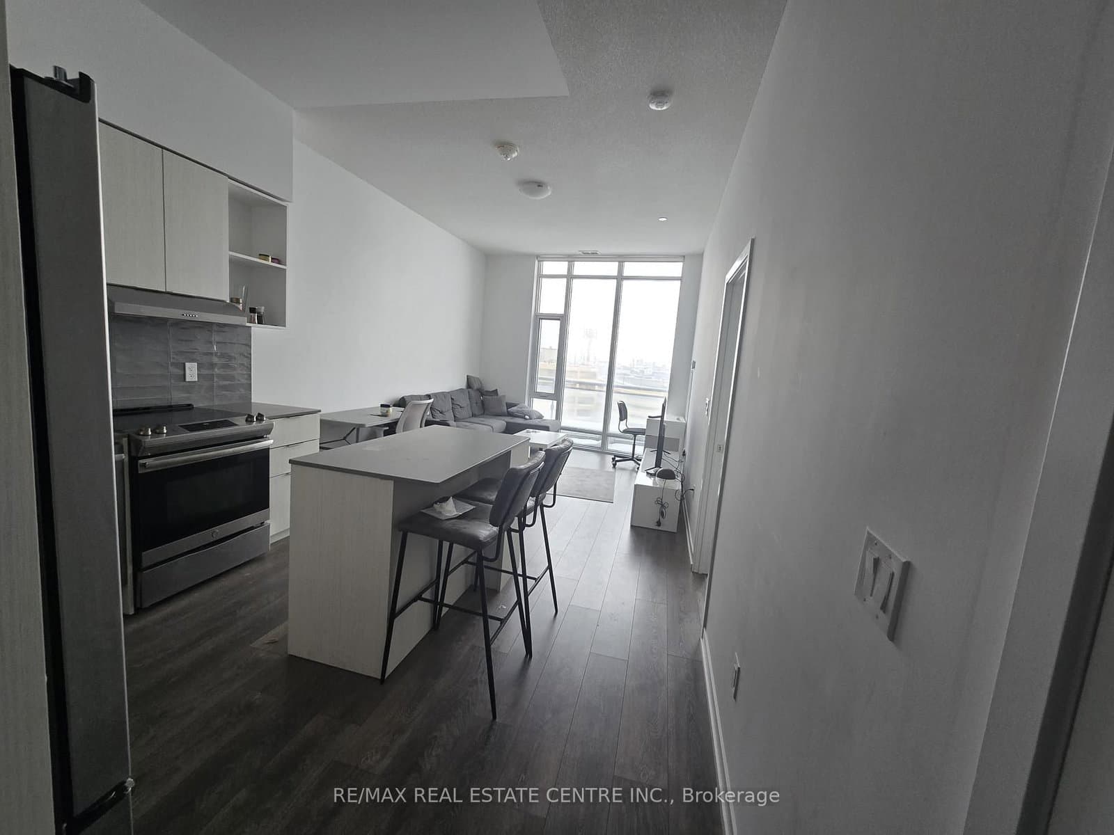 2520 Eglinton Avenue W, Unit 403 thumbnail 6