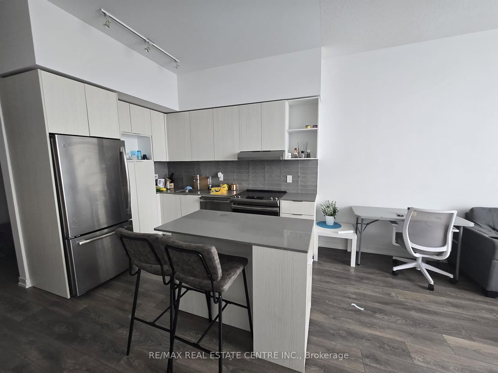 2520 Eglinton Avenue W, Unit 403 thumbnail 9