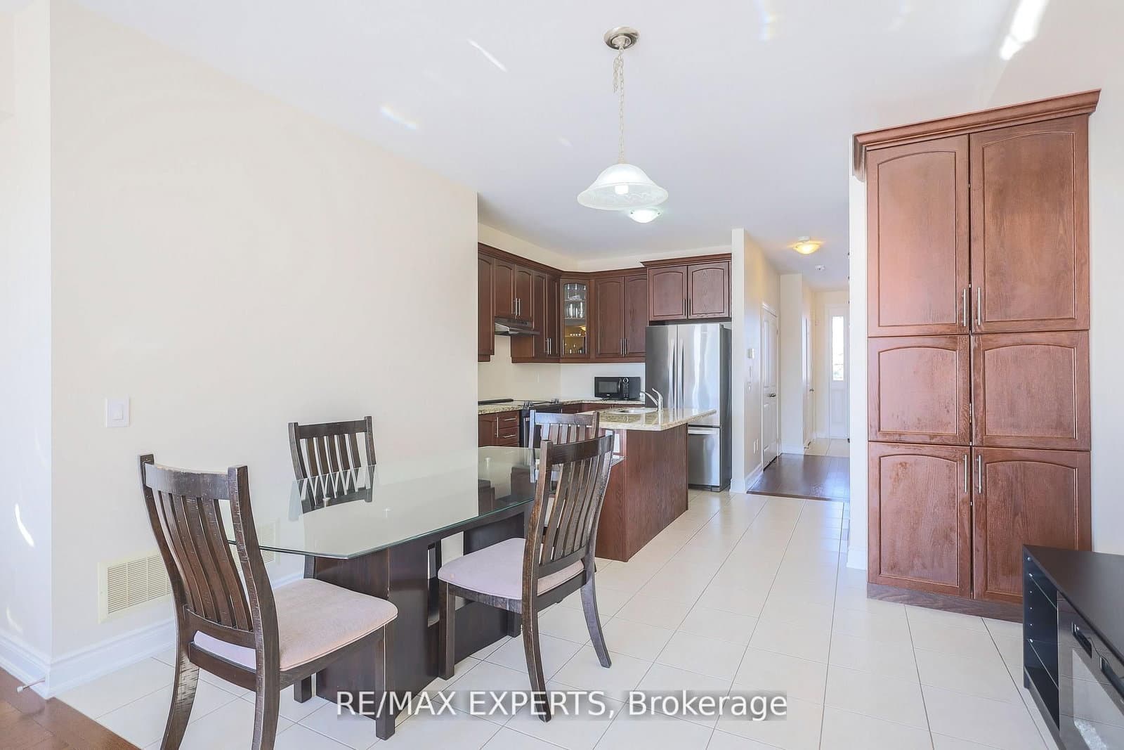 27 Hogan Manor Drive thumbnail 14