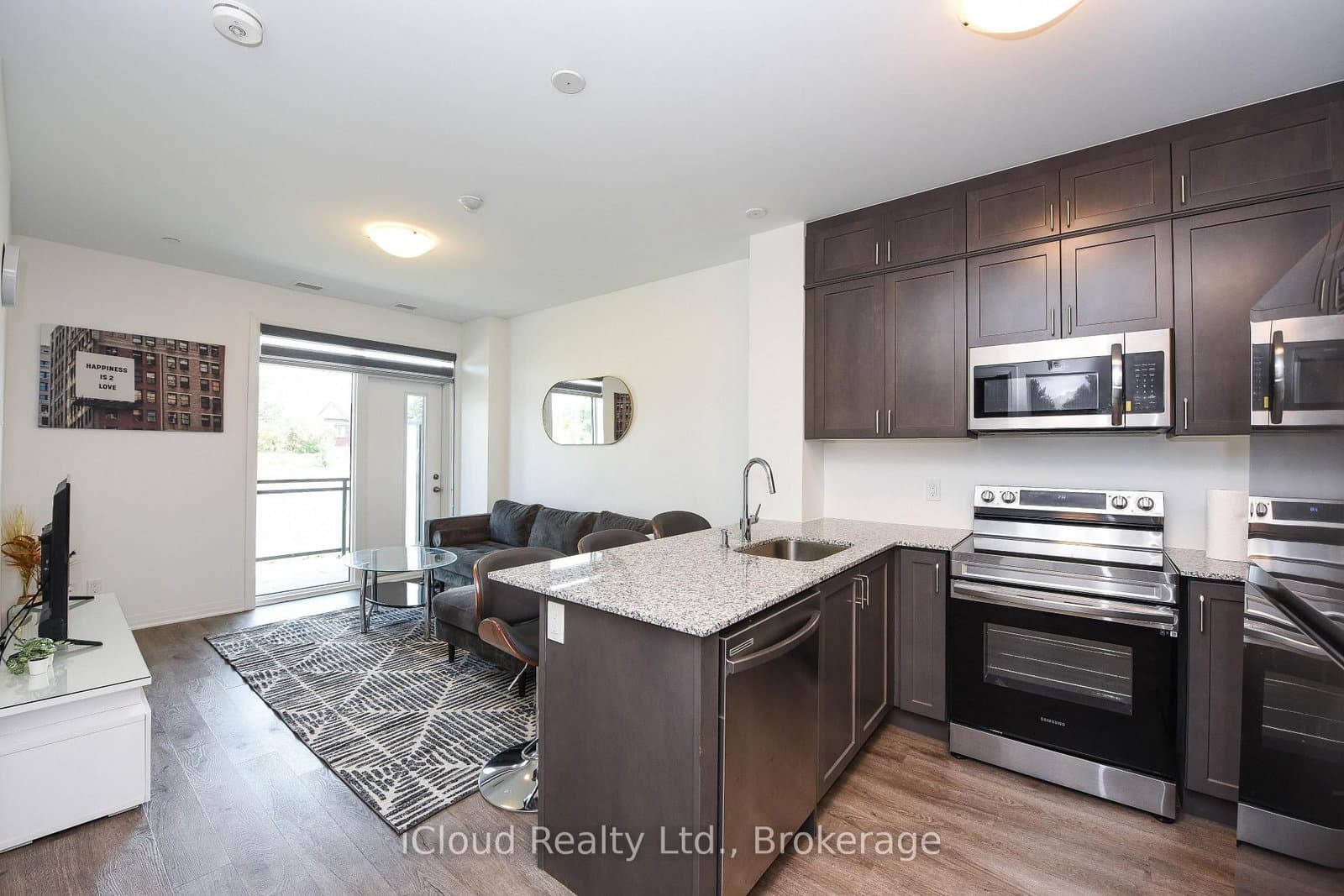 95 Dundas Street, Unit 004 thumbnail 22