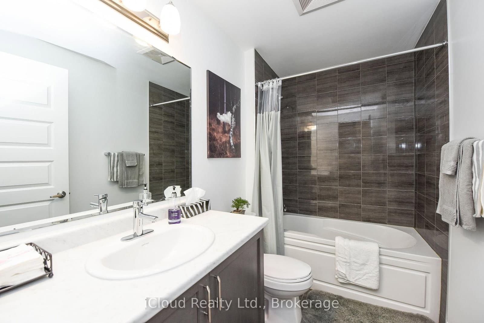 95 Dundas Street, Unit 004 thumbnail 29