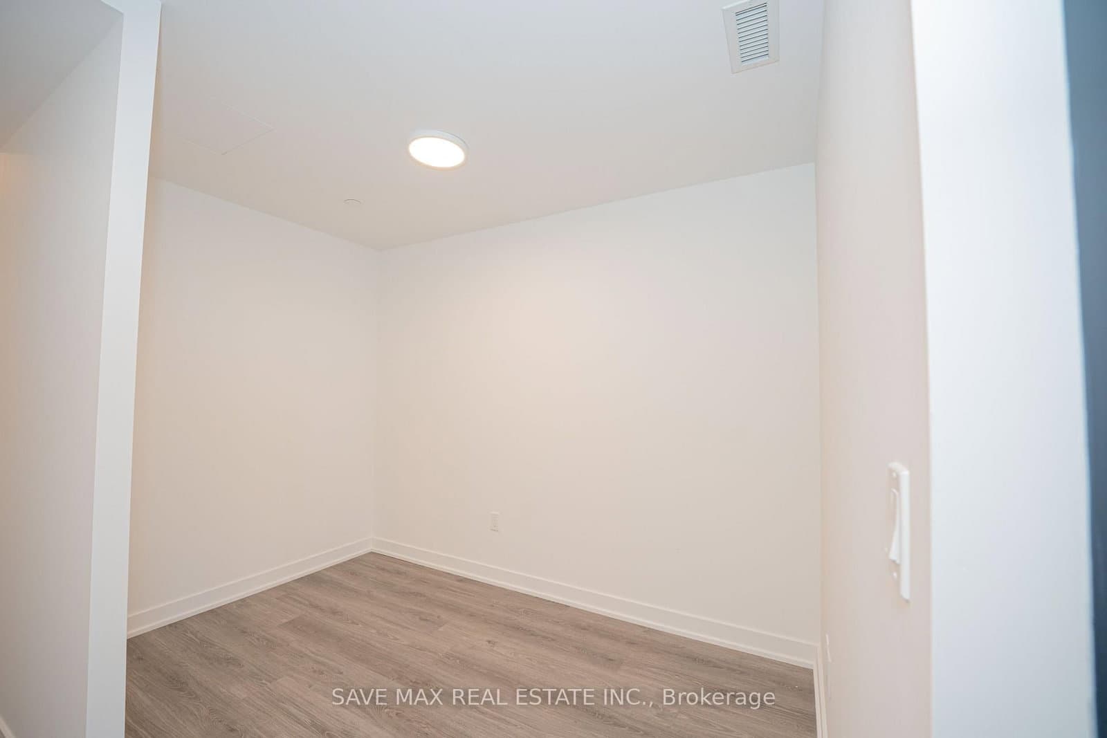 225 Malta Avenue, Unit 421 thumbnail 12