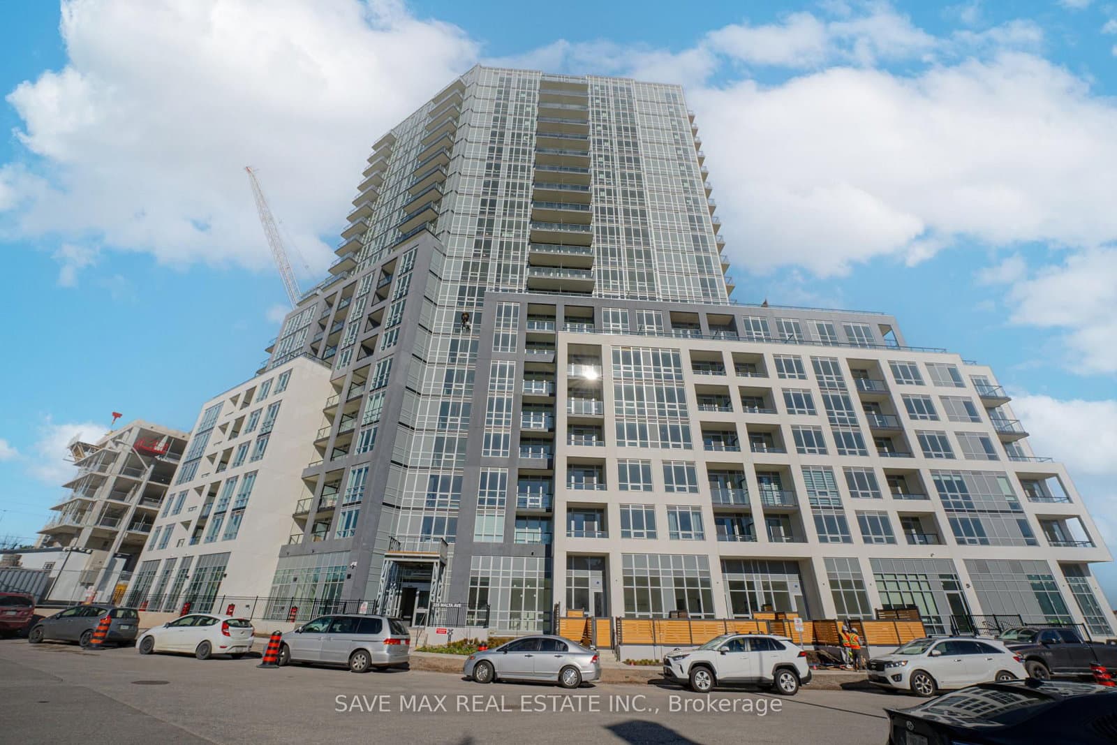 225 Malta Avenue, Unit 421 thumbnail 35