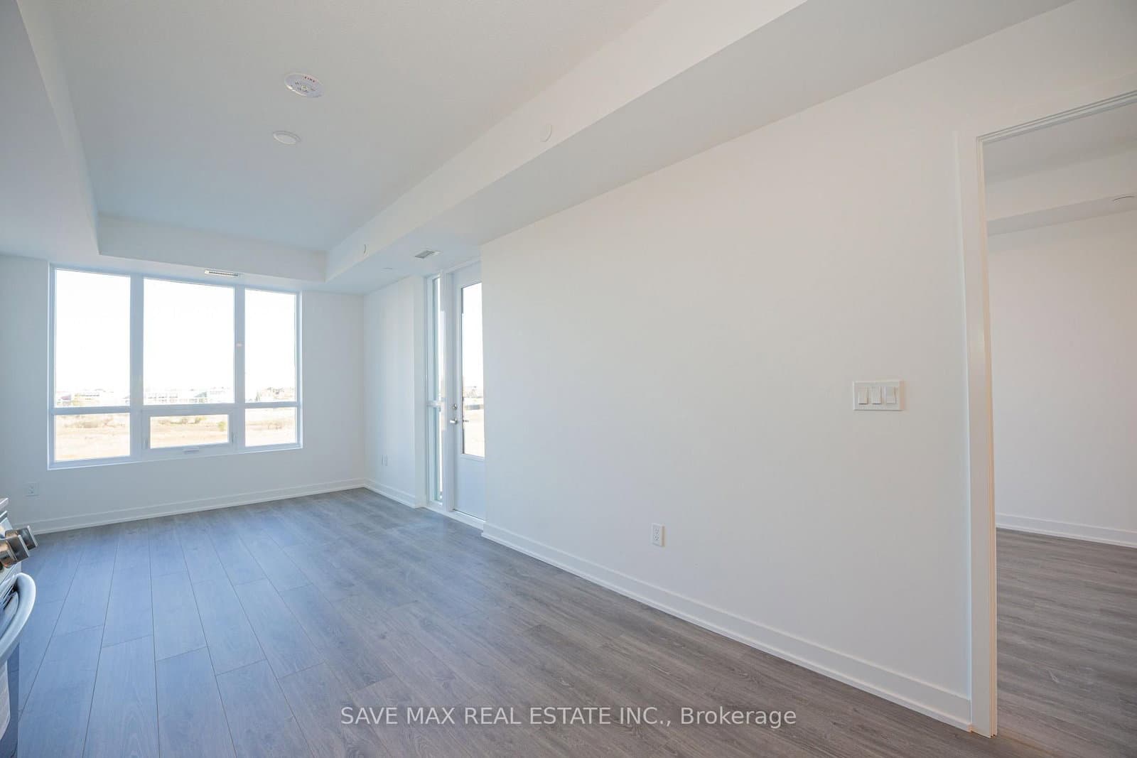 225 Malta Avenue, Unit 421 thumbnail 7