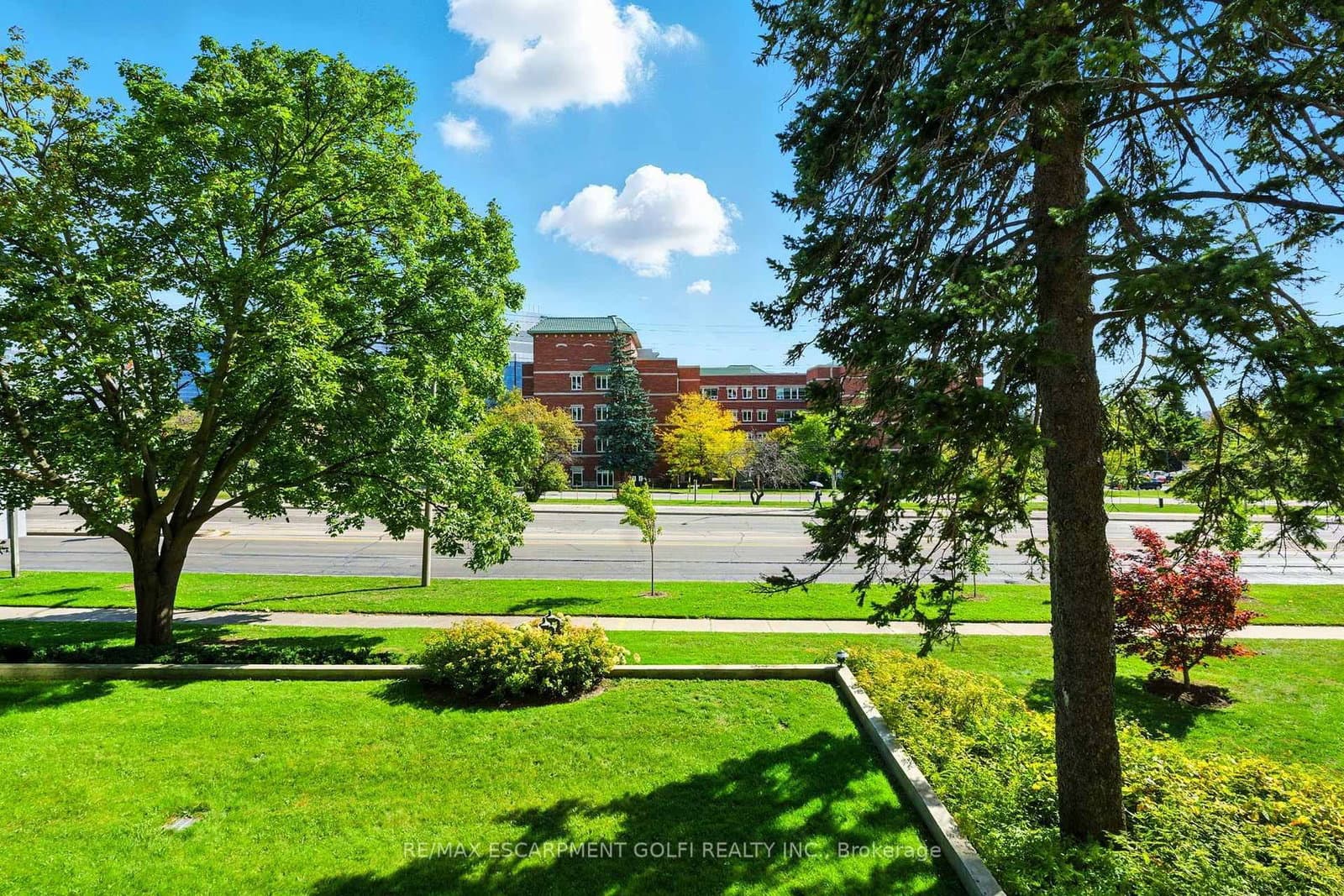 1201 North Shore Boulevard E, Unit 208 thumbnail 29