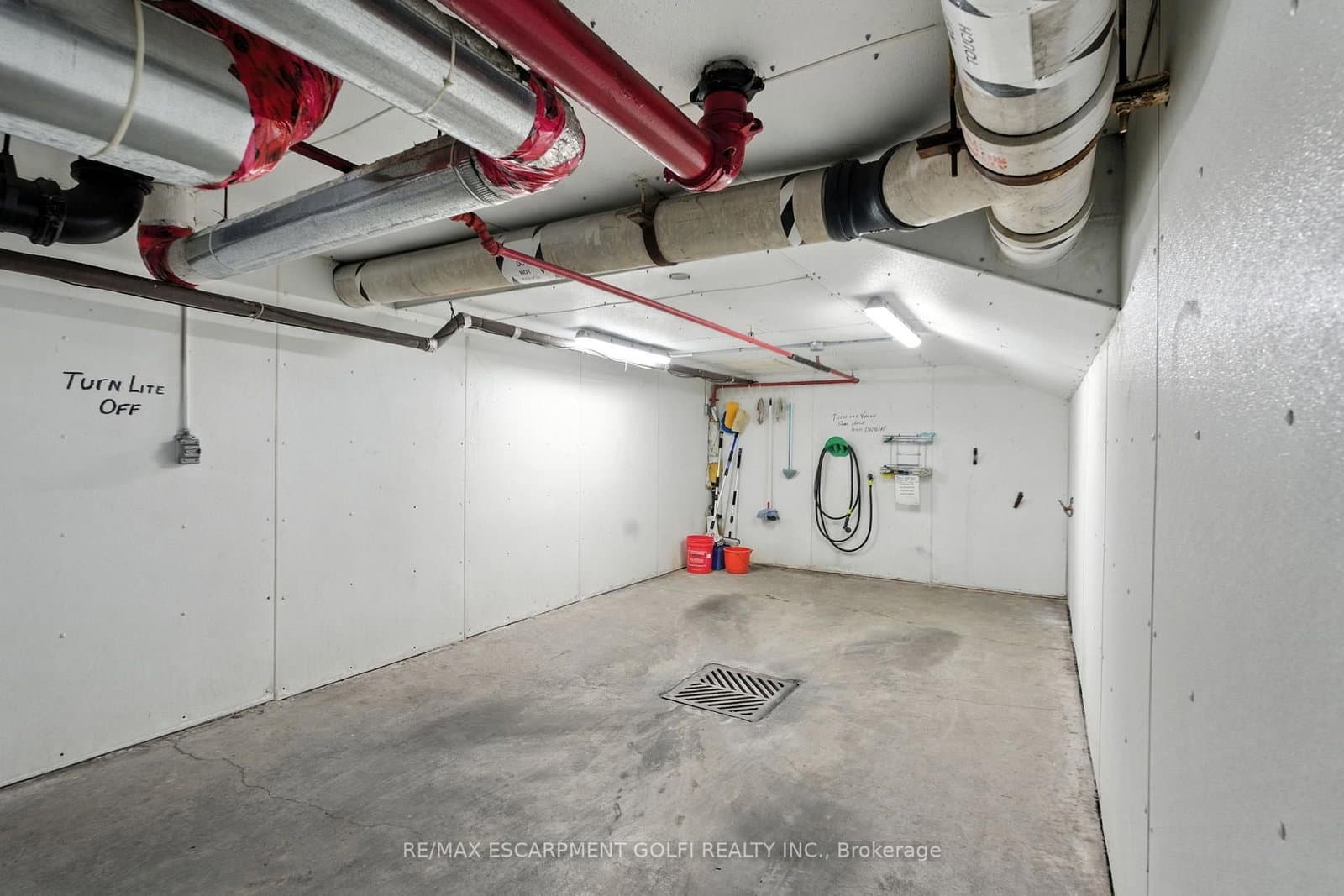 1201 North Shore Boulevard E, Unit 208 thumbnail 34