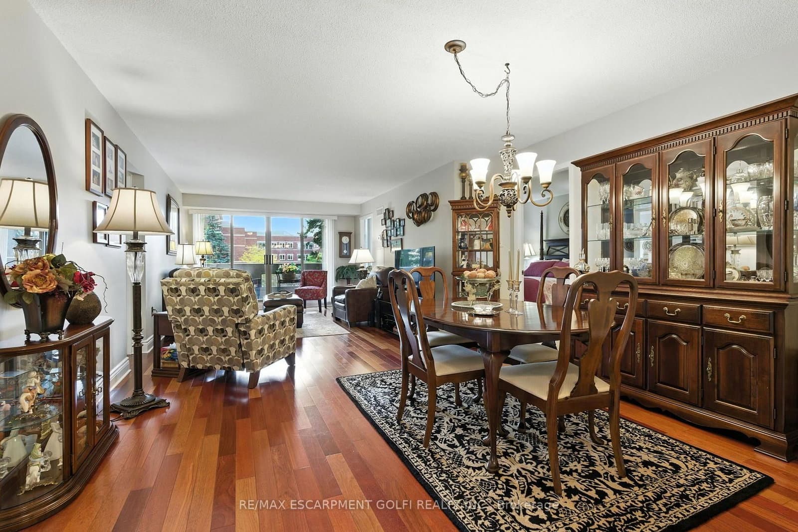 1201 North Shore Boulevard E, Unit 208 thumbnail 8