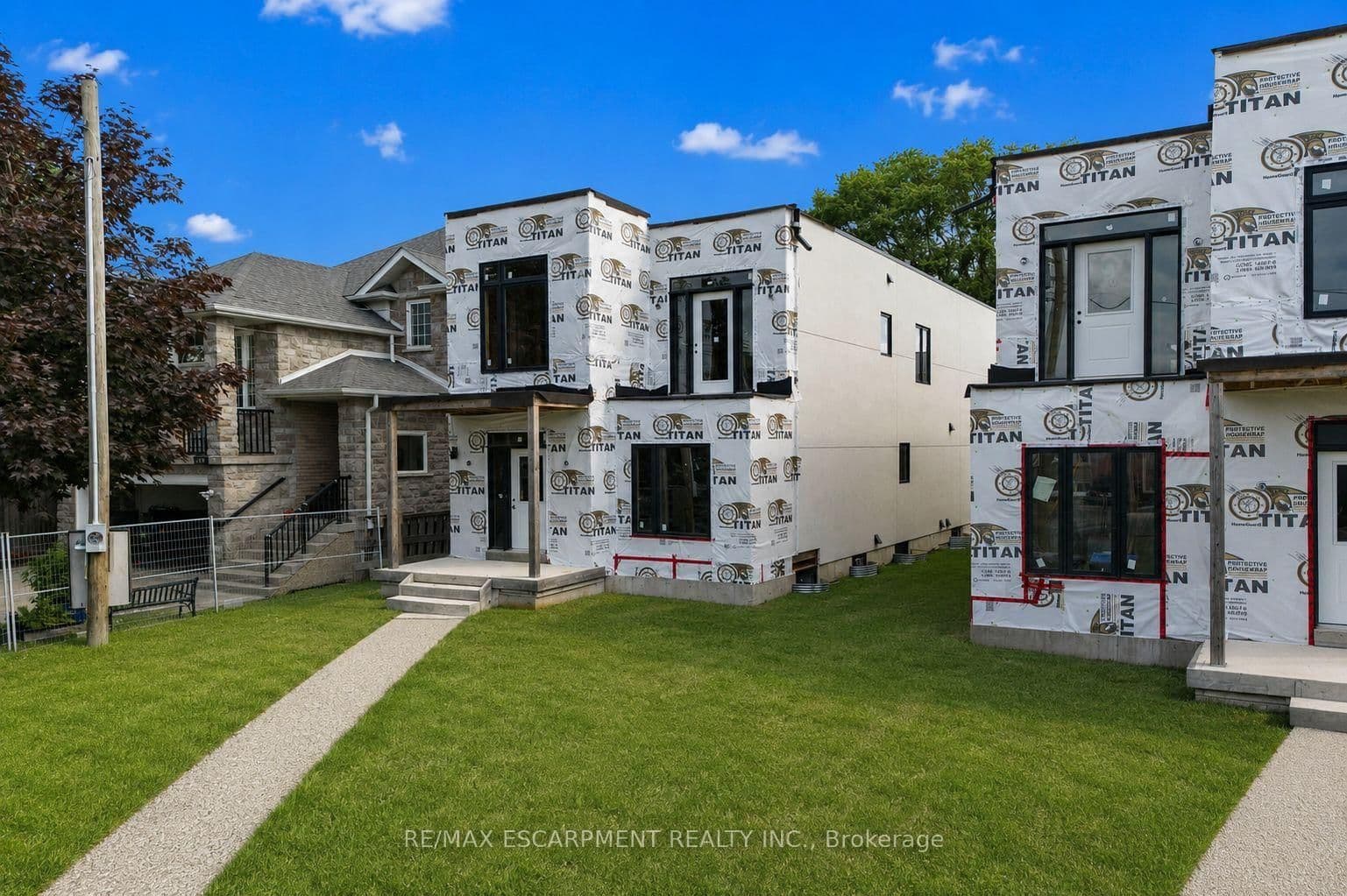 1037 Alexandra Avenue thumbnail 10