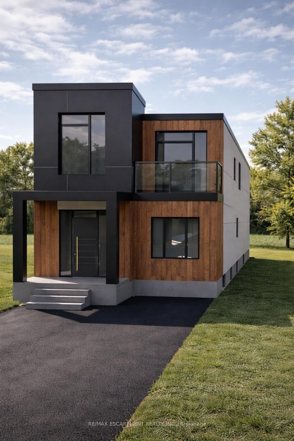 1037 Alexandra Avenue thumbnail 2