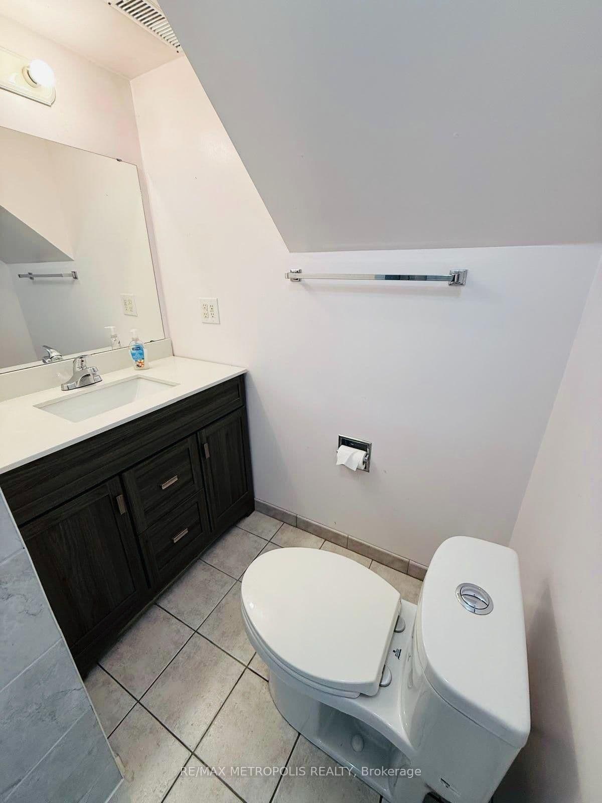 11 Rambler Place, Unit Basement thumbnail 7