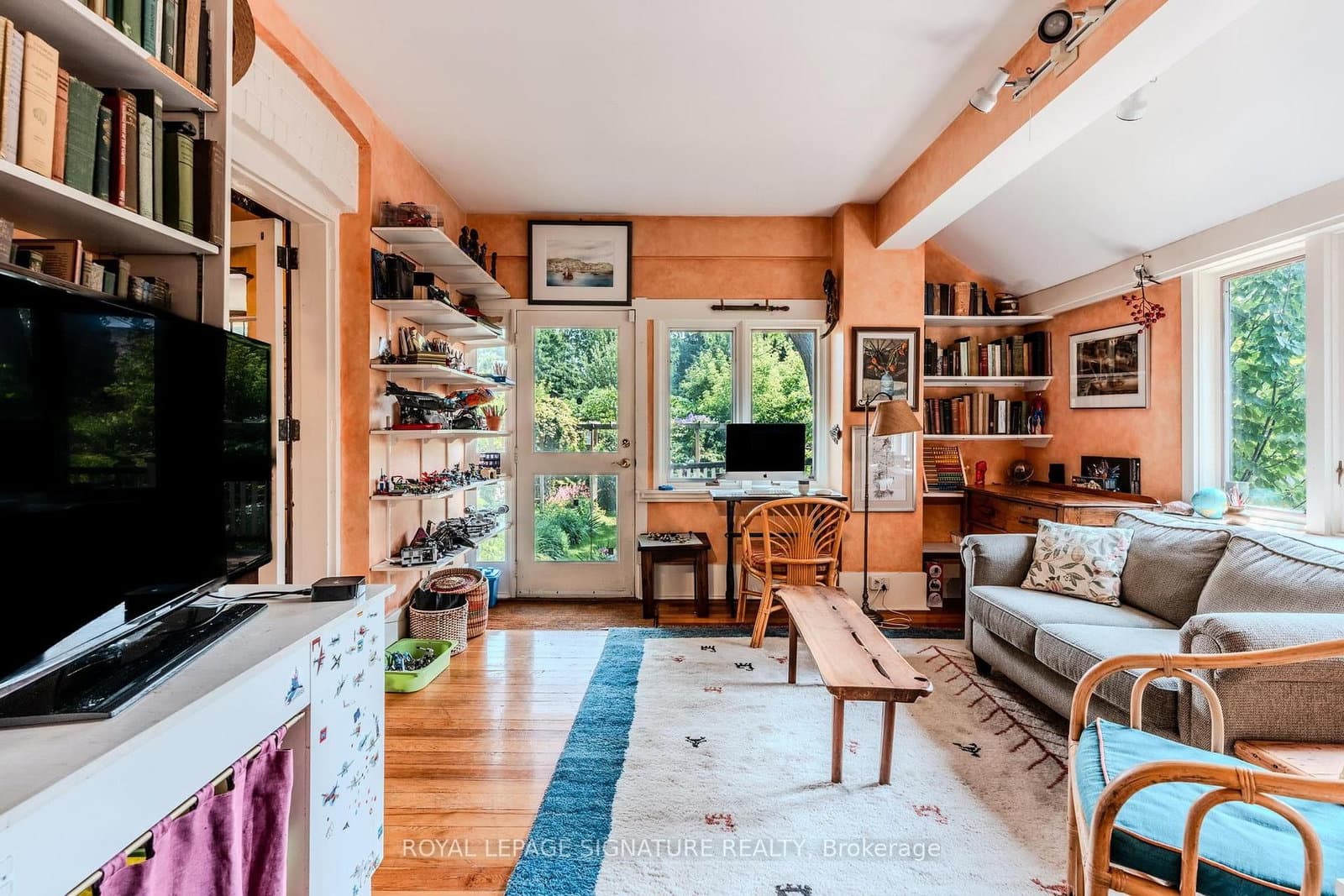 295 Indian Road, Unit Main thumbnail 17