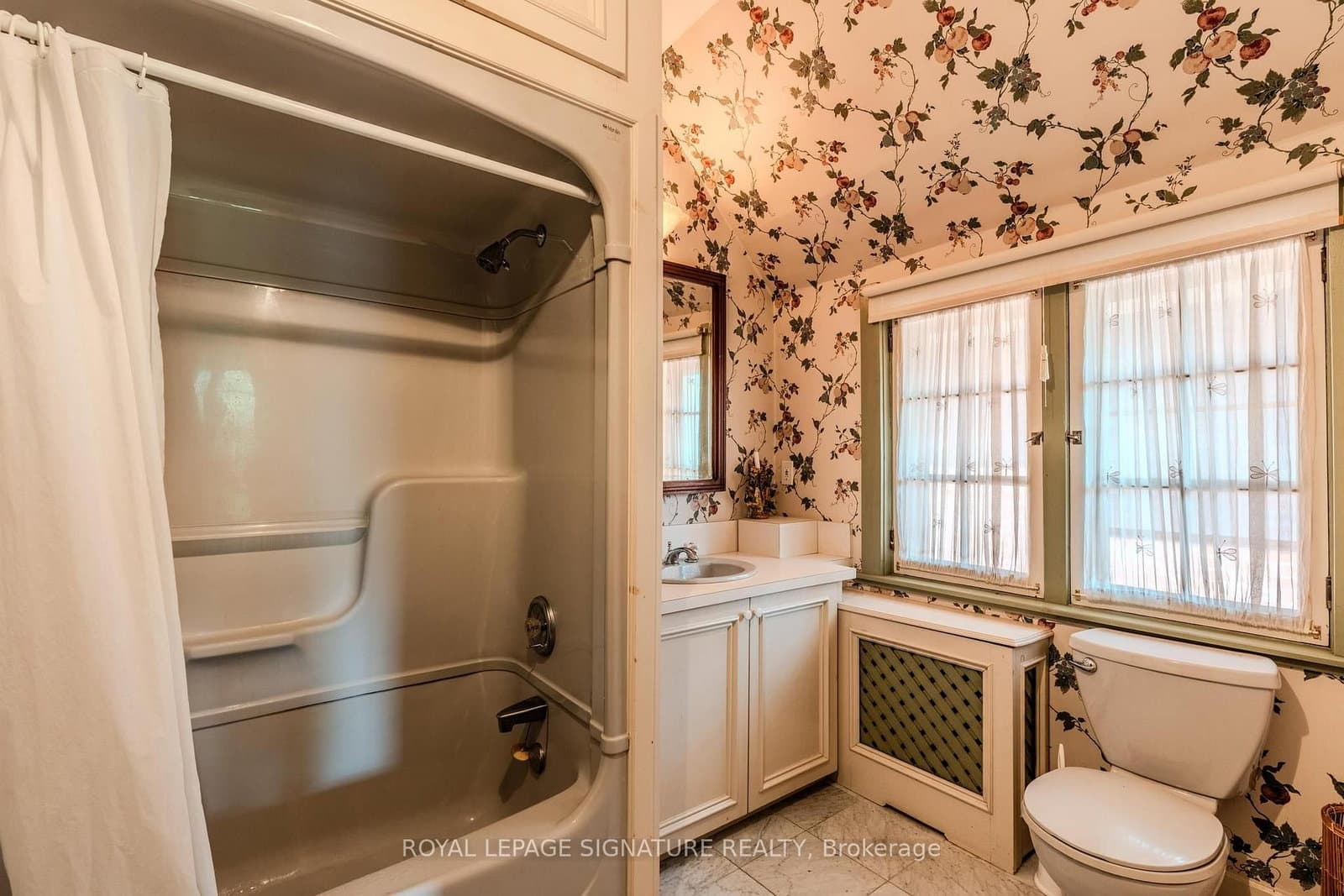 295 Indian Road, Unit Main thumbnail 28