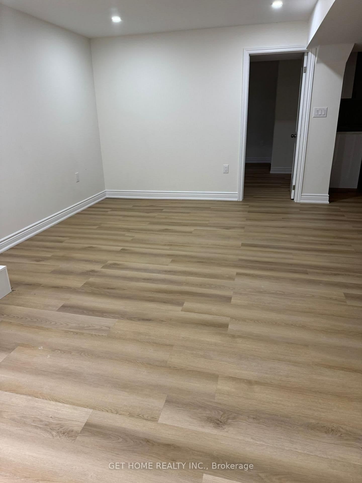 10 Galrino Road, Unit #Bsmt thumbnail 10