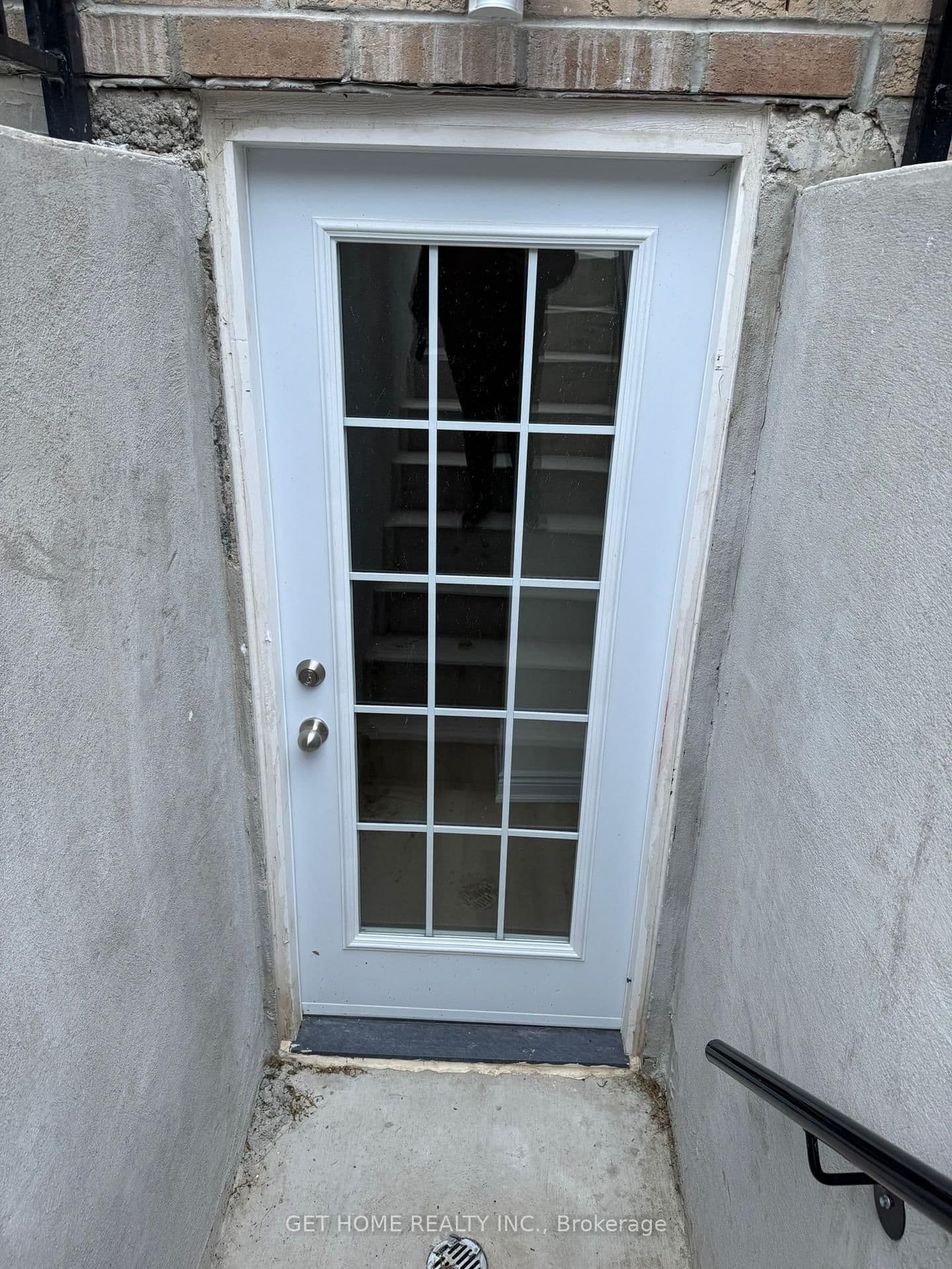 10 Galrino Road, Unit #Bsmt thumbnail 4