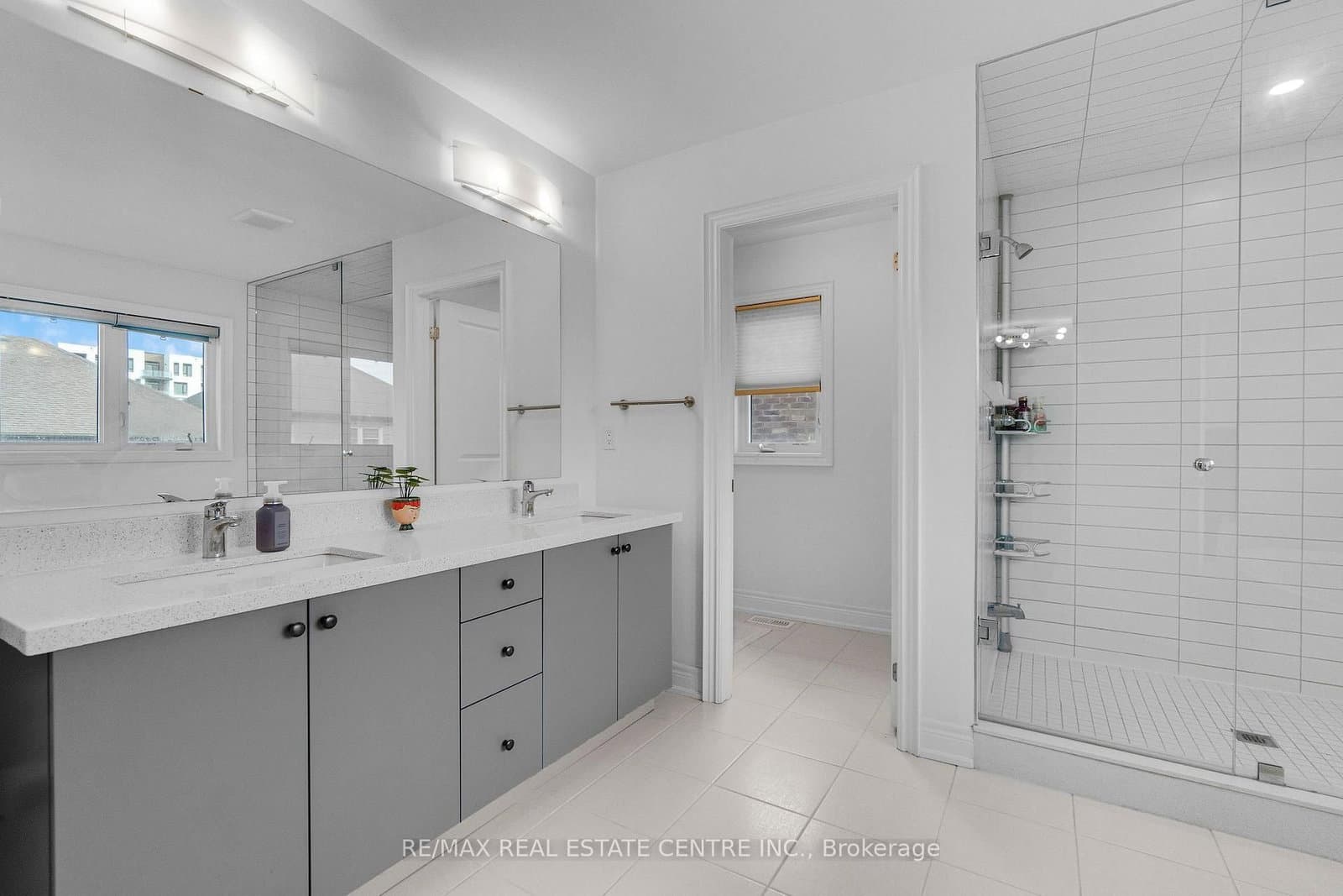 1319 Britton Crescent thumbnail 24