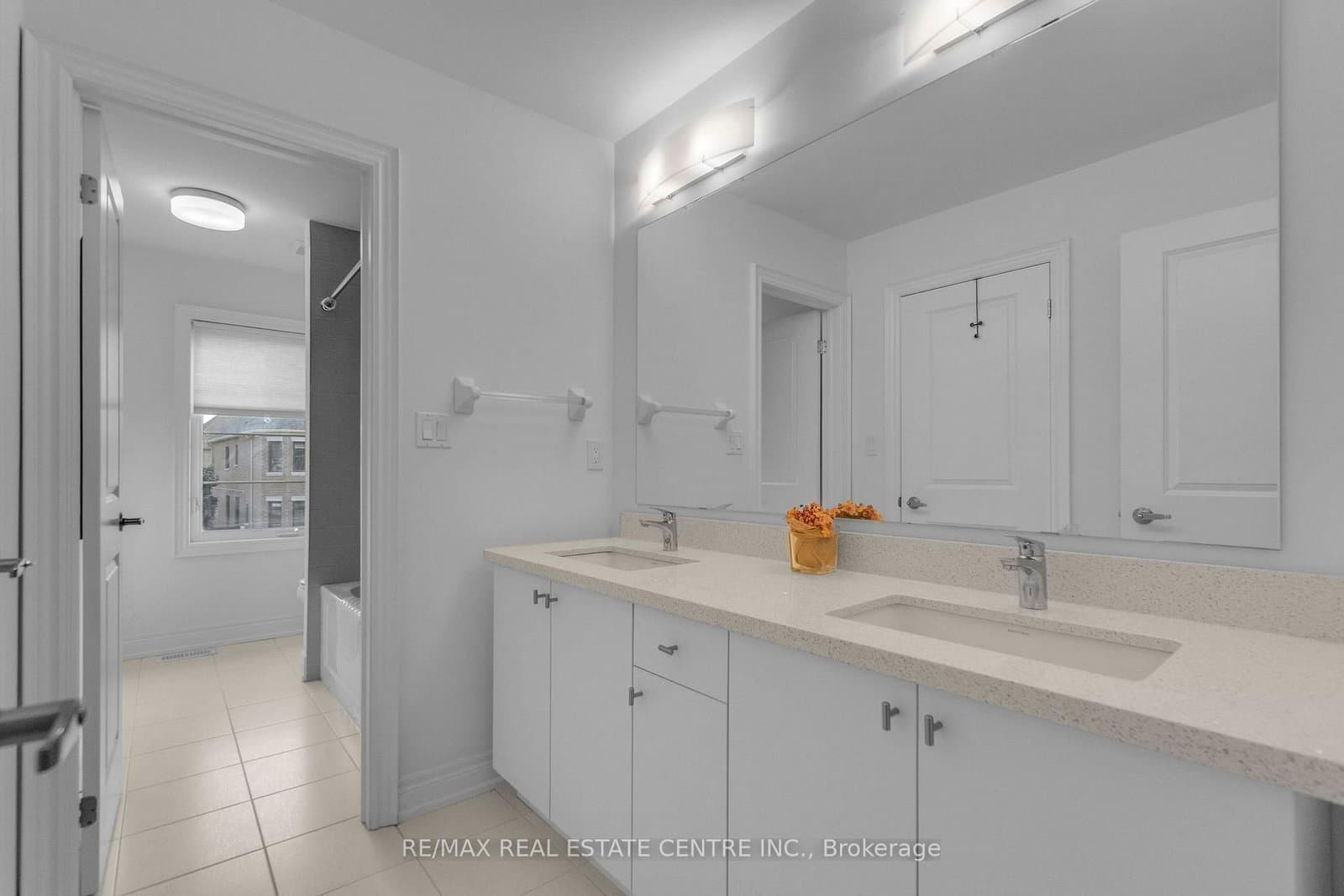 1319 Britton Crescent thumbnail 34