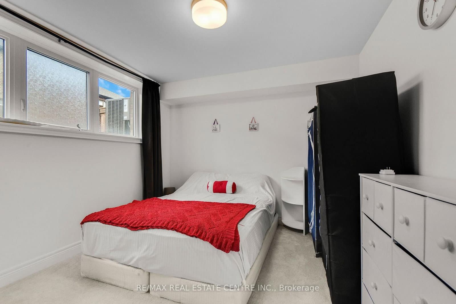 1319 Britton Crescent thumbnail 42