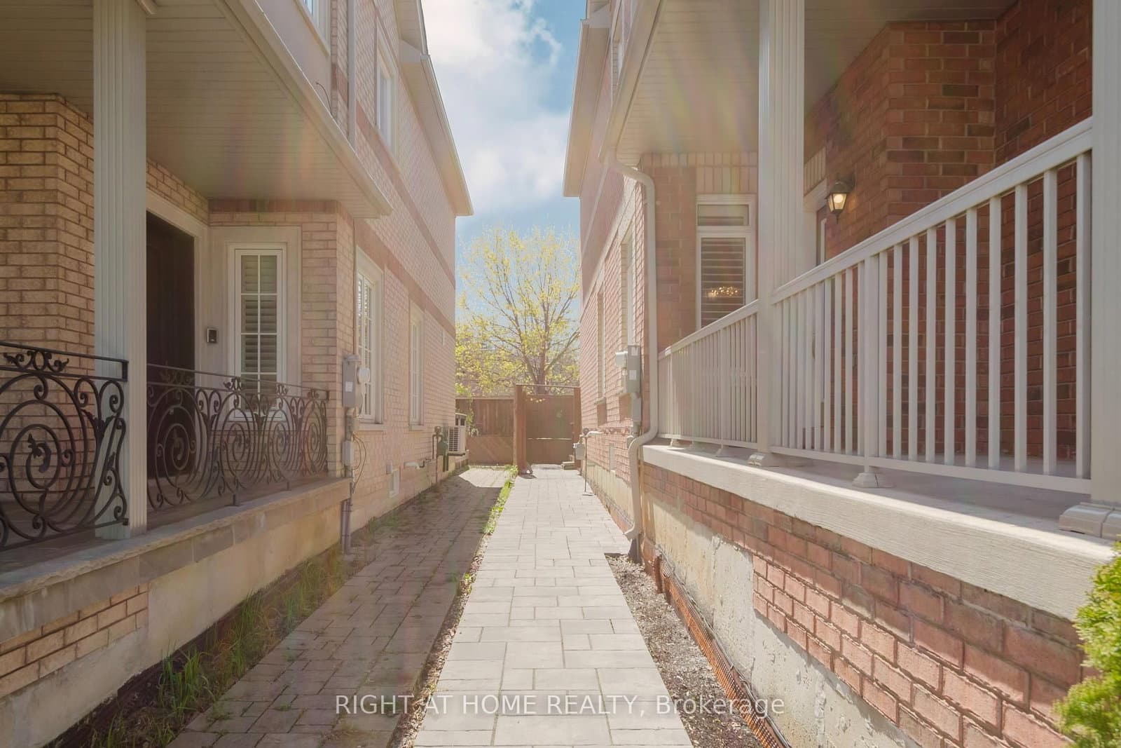 5294 Roadside Way thumbnail 4