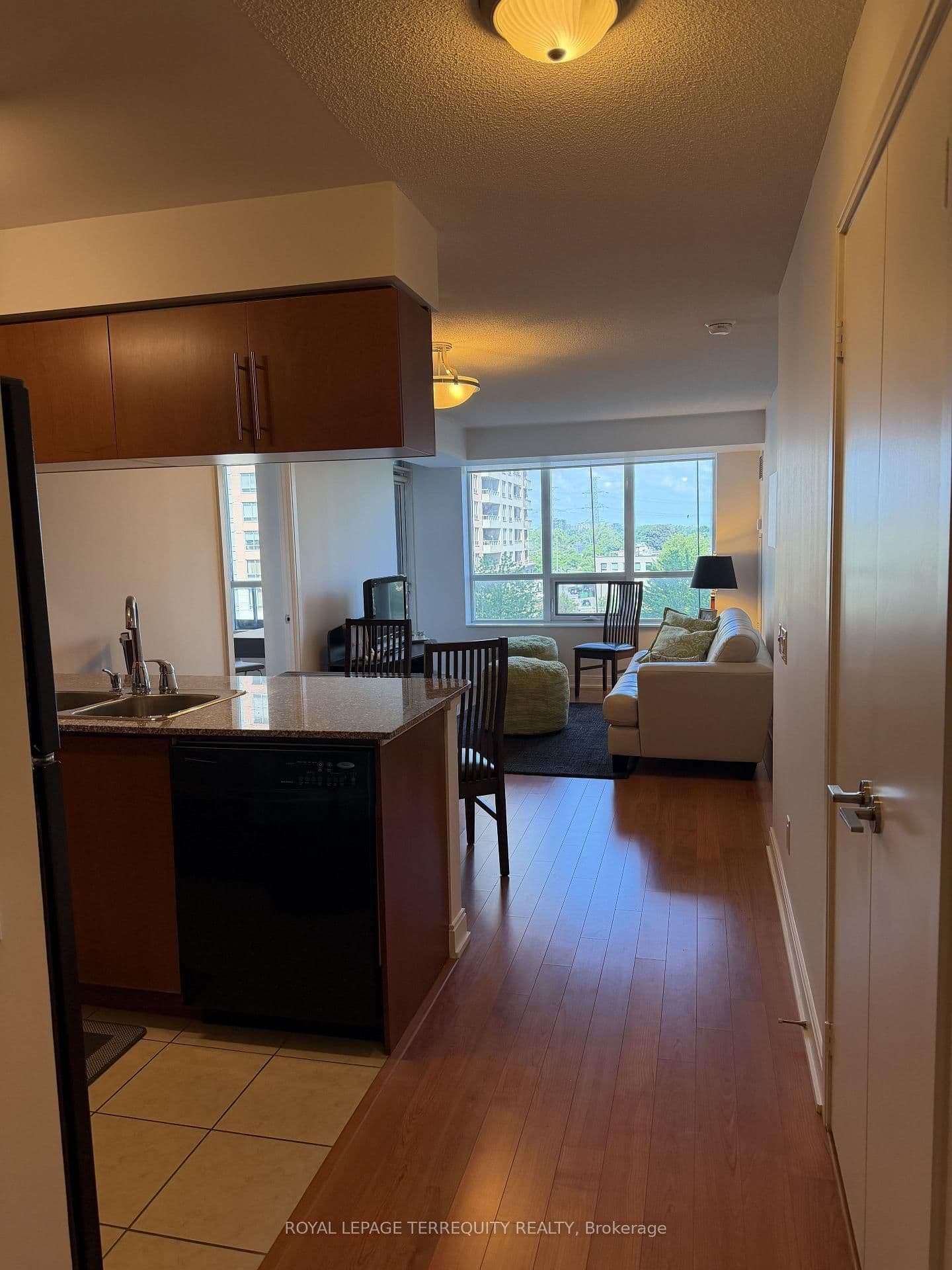 25 Viking Lane, Unit 657 thumbnail 3