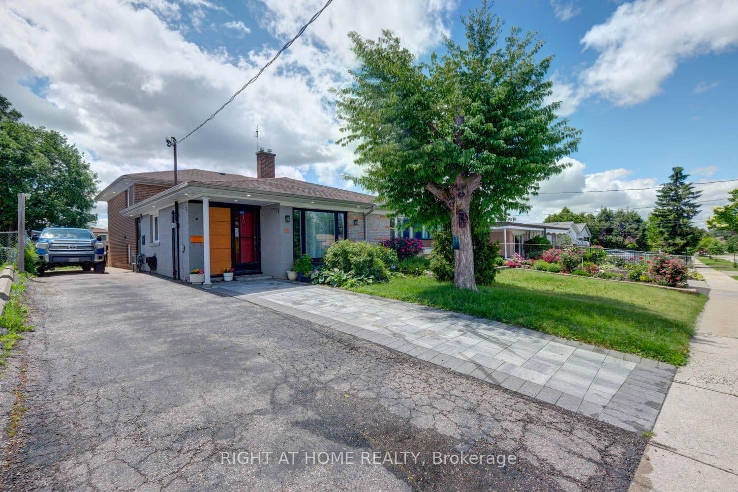 31 Frankton Crescent - Image 1