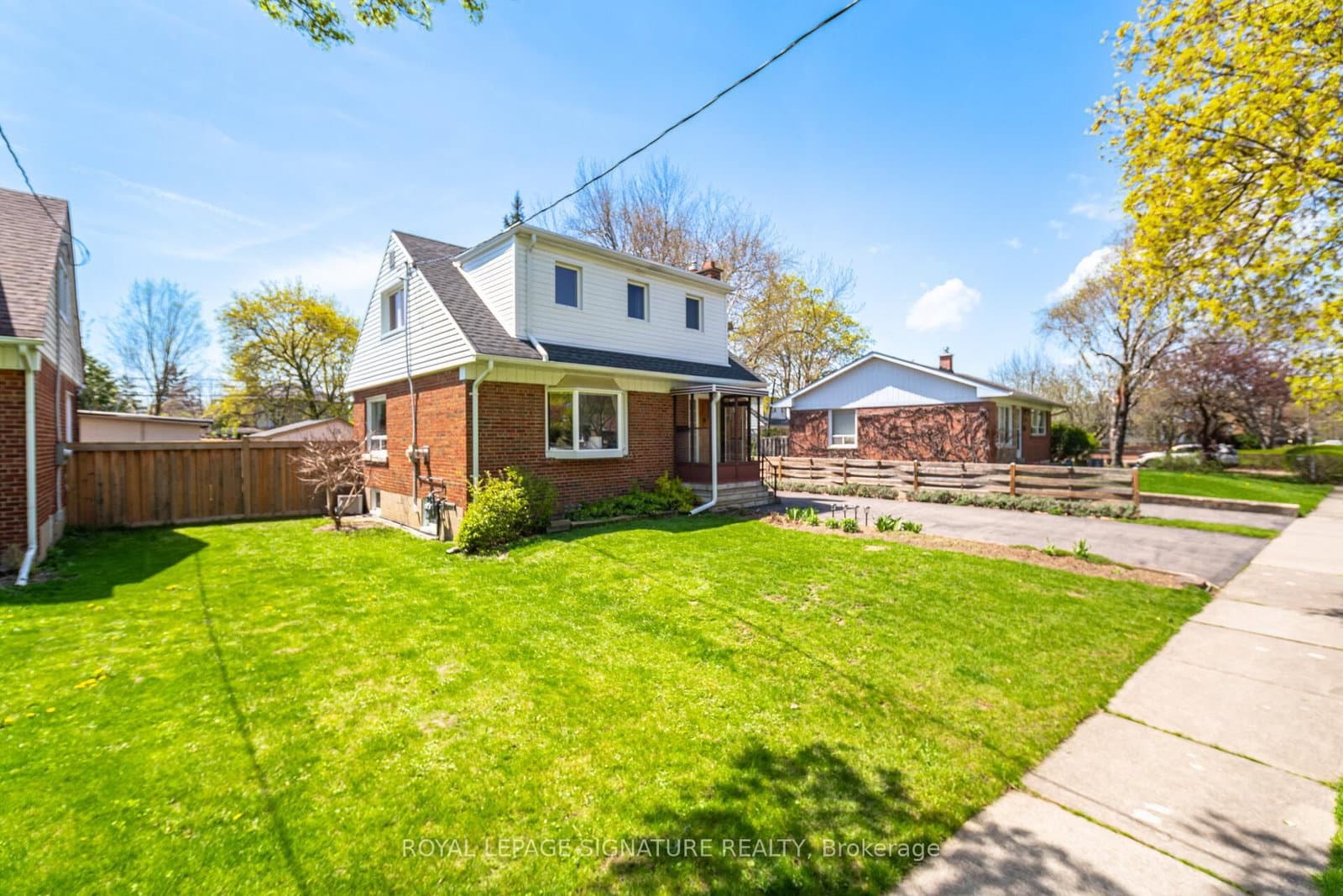 18 Erlesmere Avenue thumbnail 2