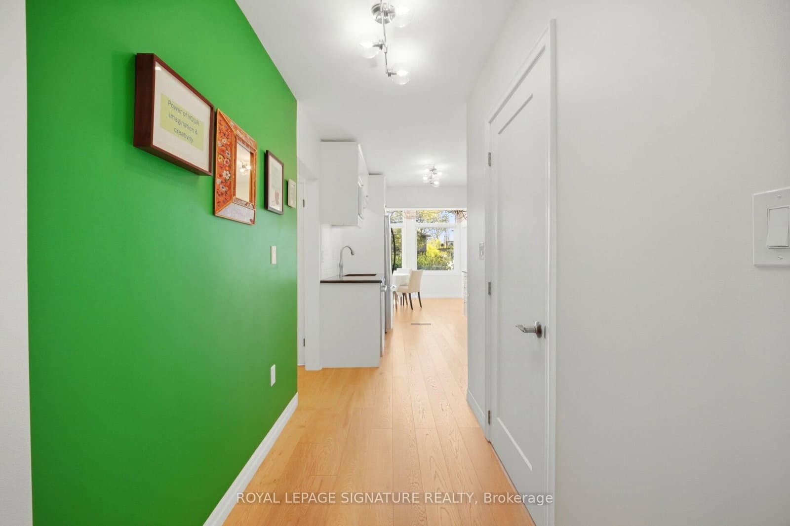 18 Erlesmere Avenue thumbnail 3