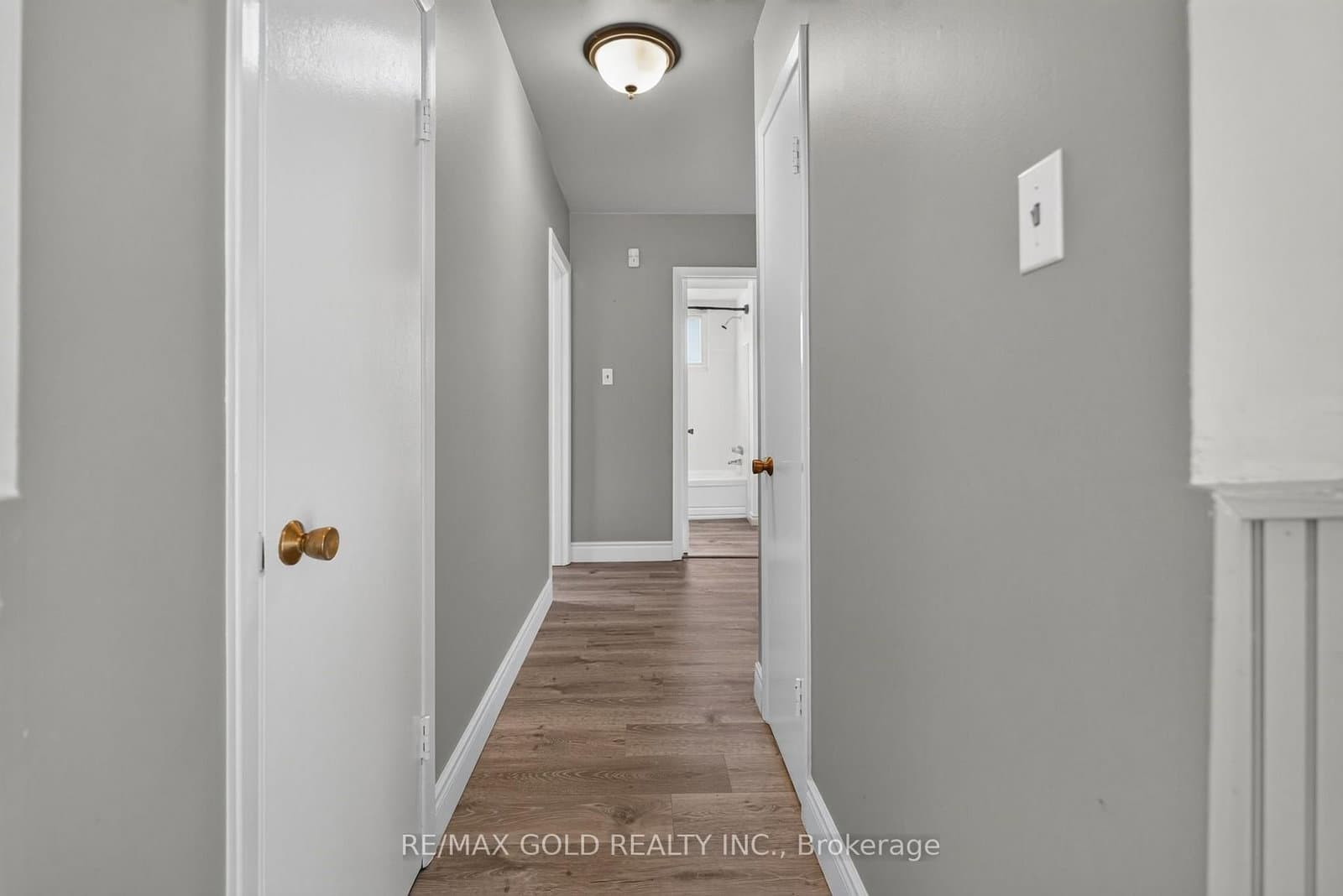 182 Mcmurchy Avenue S thumbnail 19