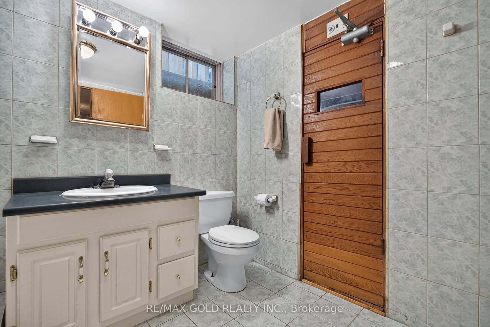 182 Mcmurchy Avenue S thumbnail 30