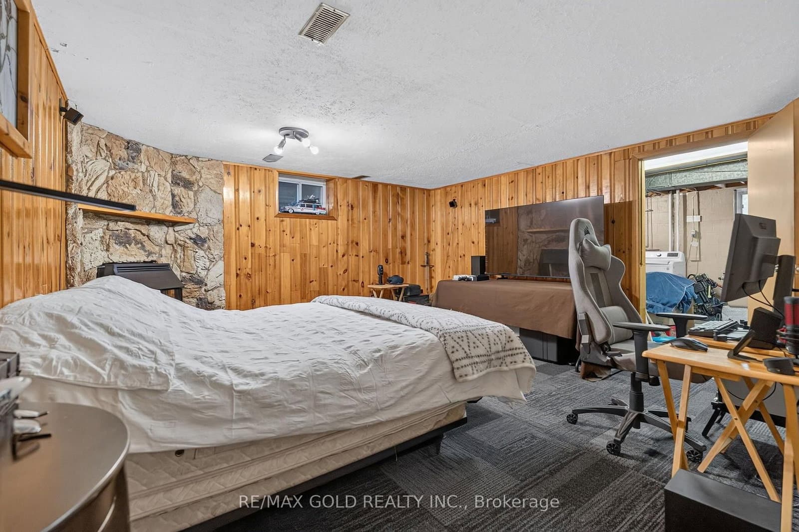 182 Mcmurchy Avenue S thumbnail 32